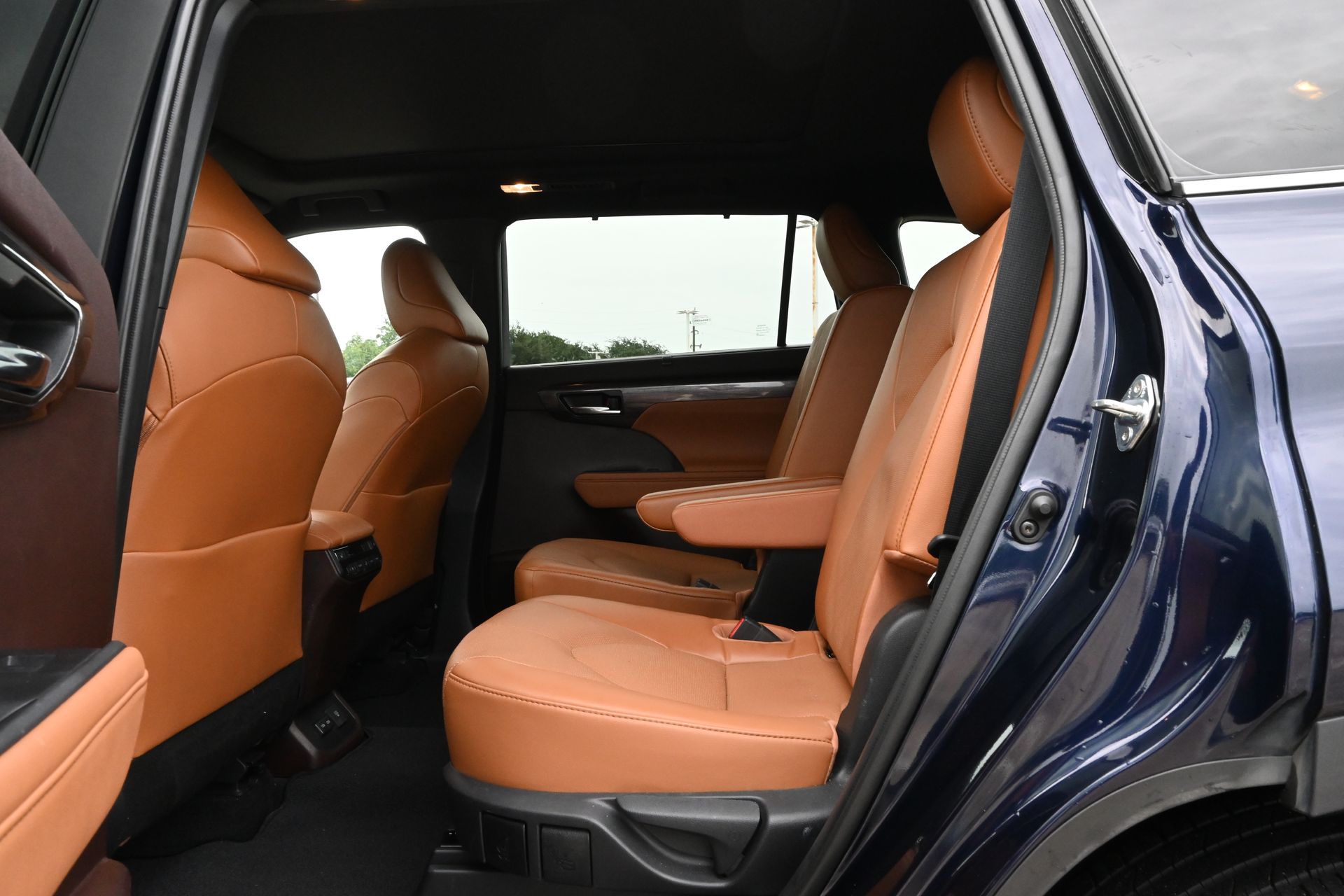 2022 Toyota Highlander Platinum  at Gullo Toyota