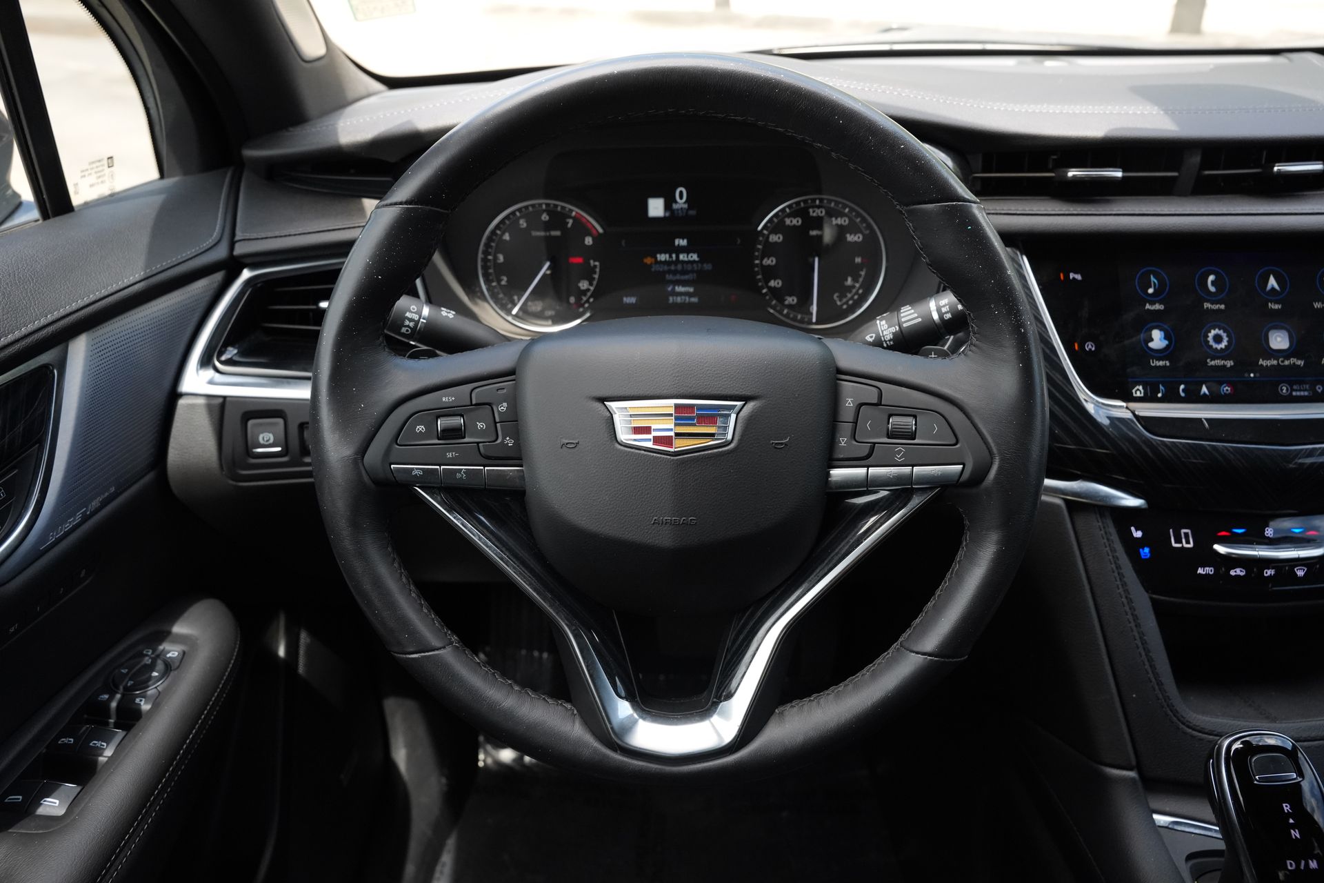 2024 Cadillac XT6 Premium Luxury - 9