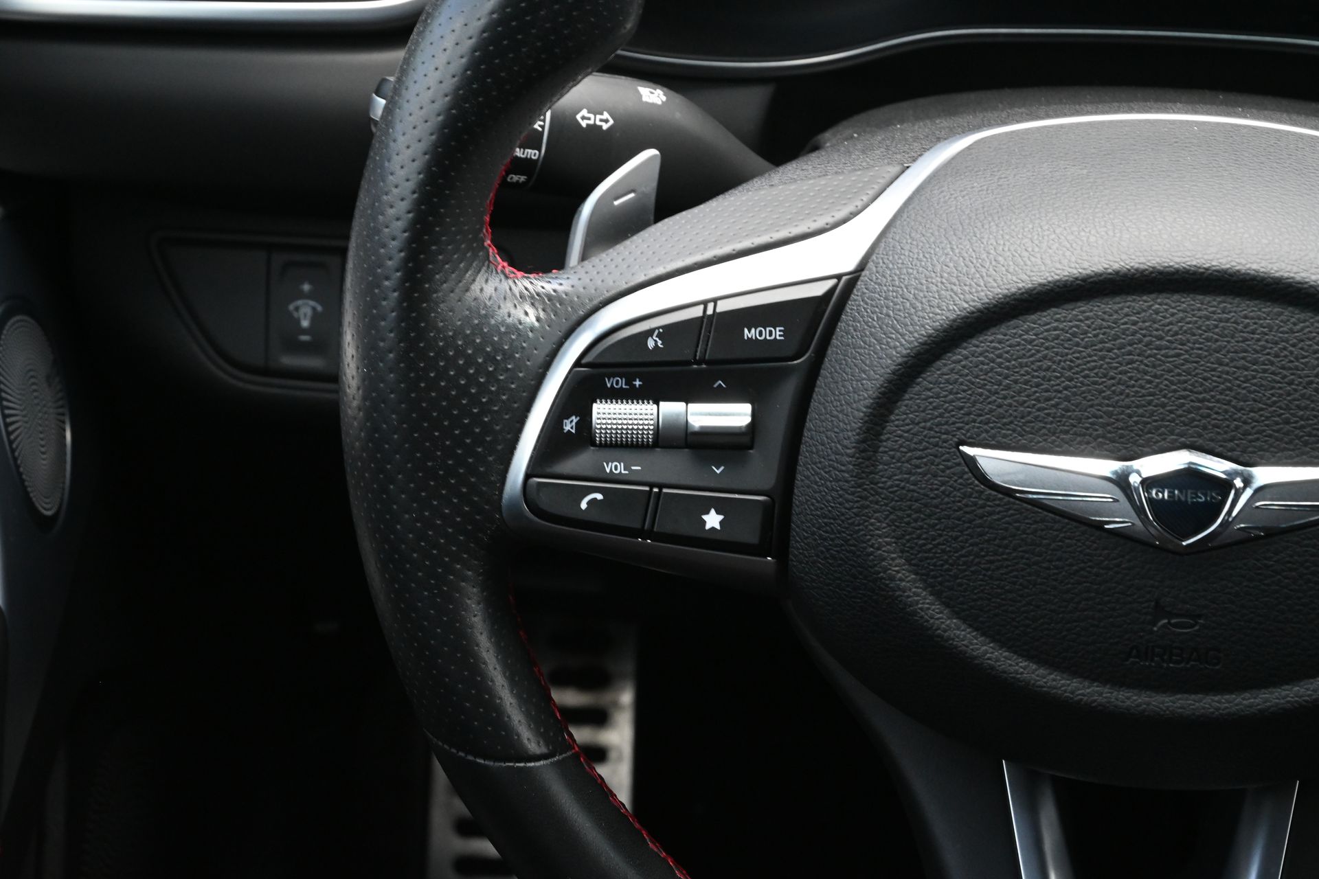 2023 Genesis G70 2.0T - 6