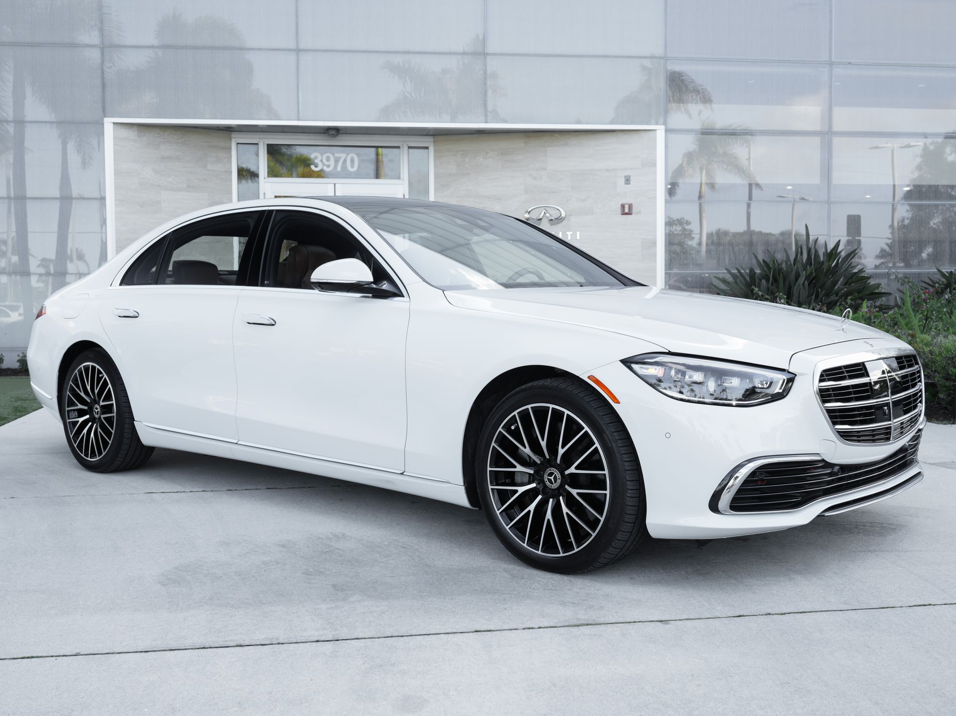 used 2024 Mercedes-Benz S-Class car, priced at $91,000