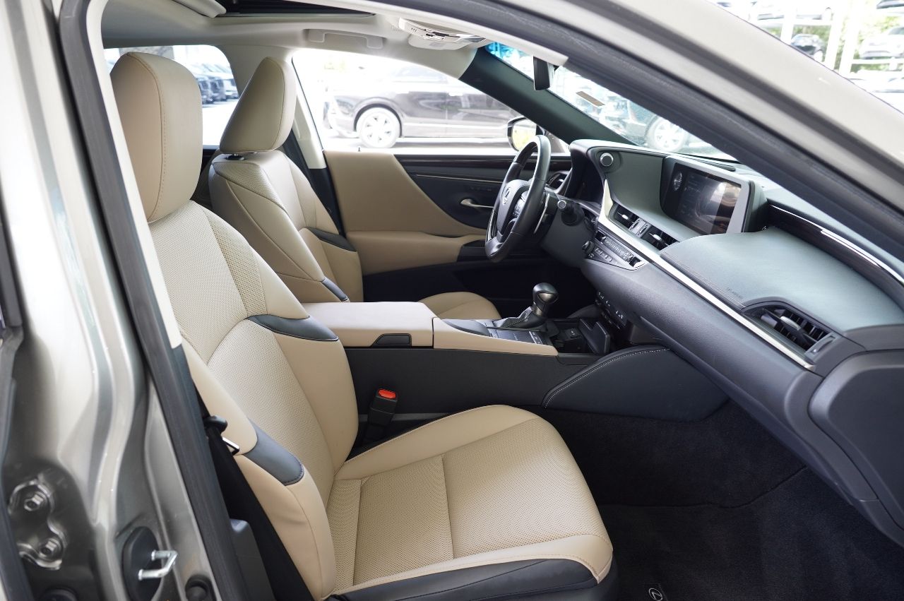 2019 Lexus ES 350 Luxury 13