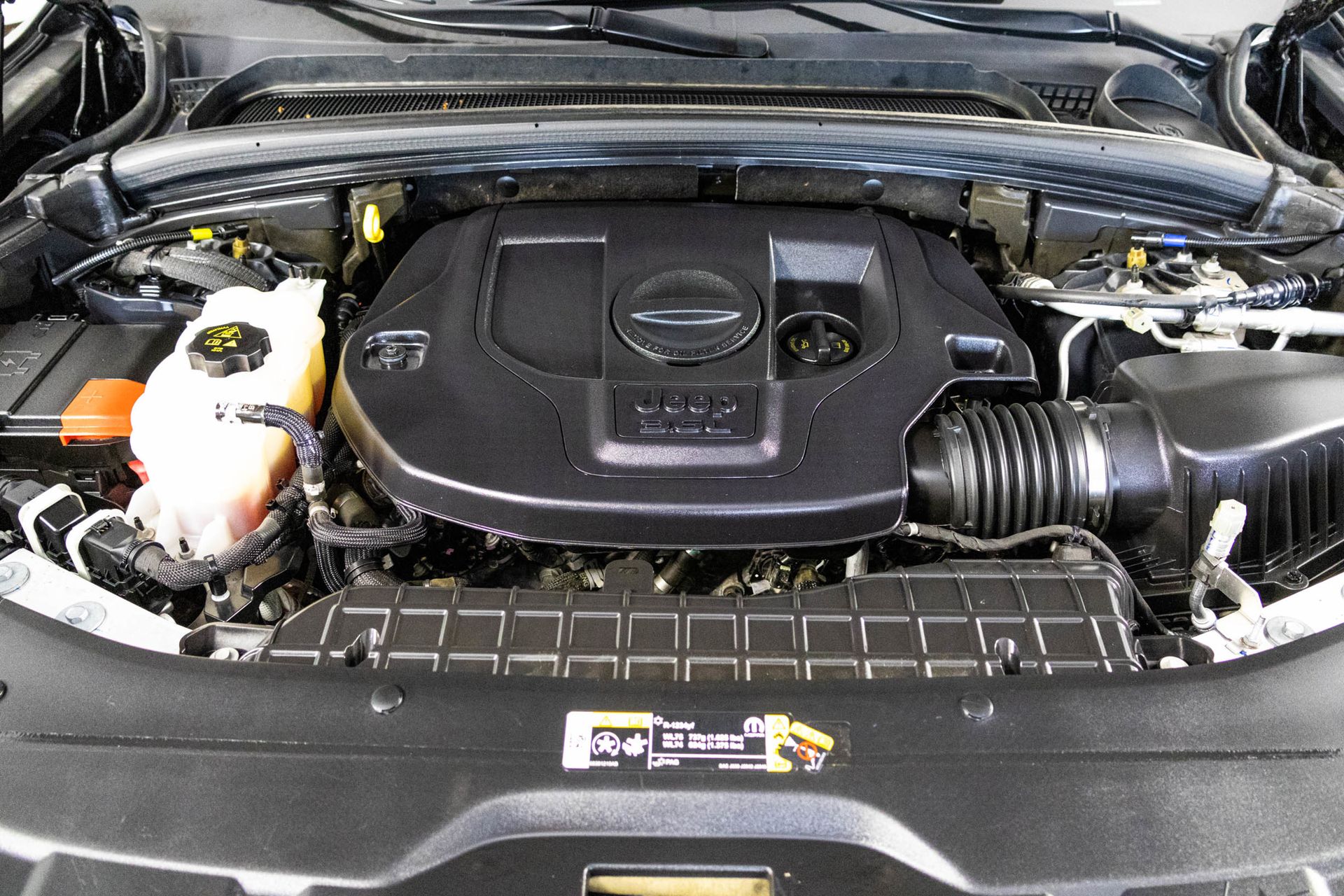 2023 JEEP GRAND CHEROKEE - Image 50