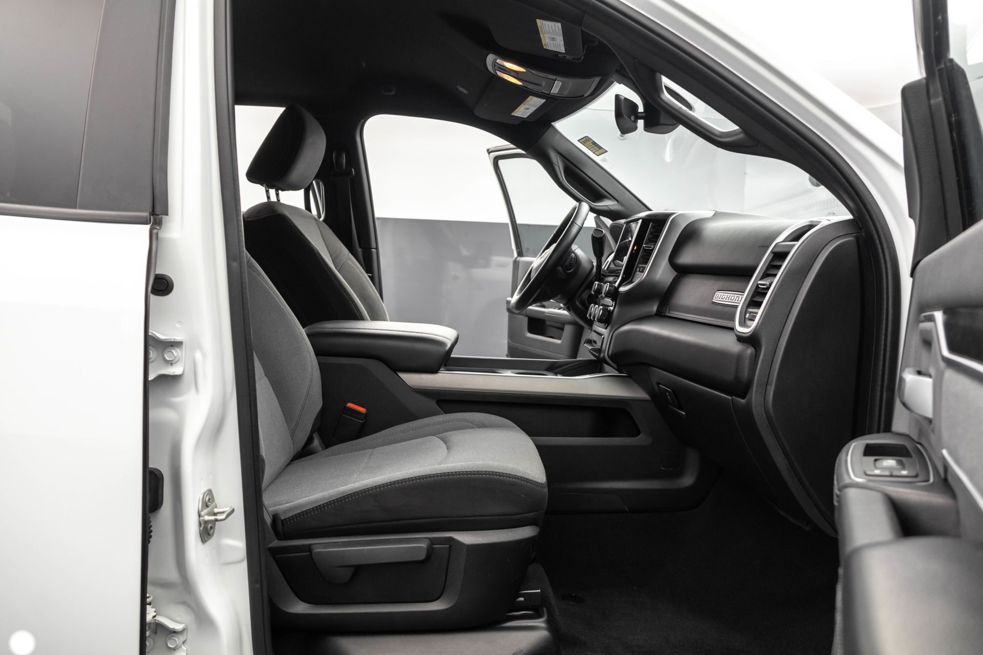 2023 RAM 3500 - Image 41