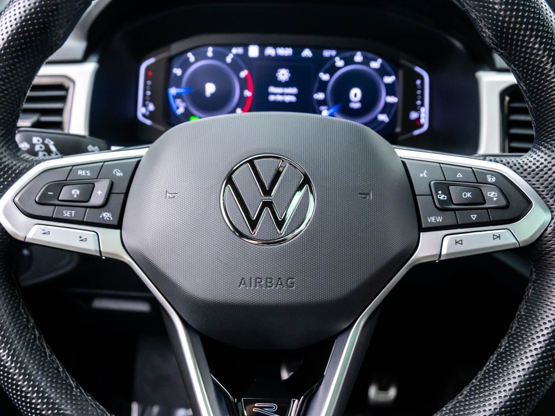 2023 Volkswagen Atlas Cross Sport 3.6L V6 SEL Premium R-Line photo