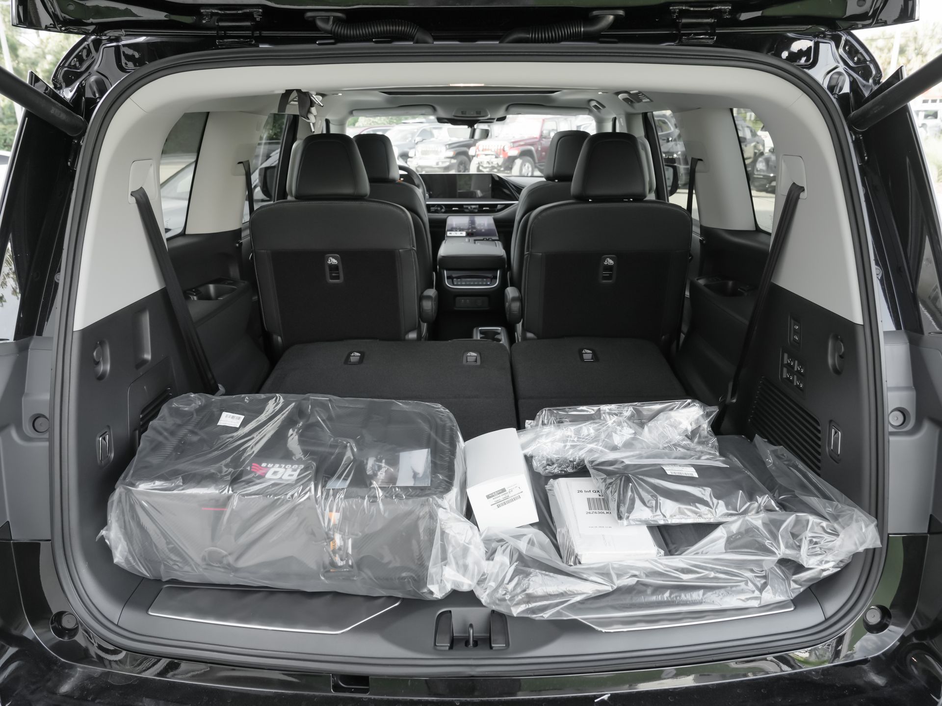 new 2026 INFINITI QX80 car, priced at $79,327