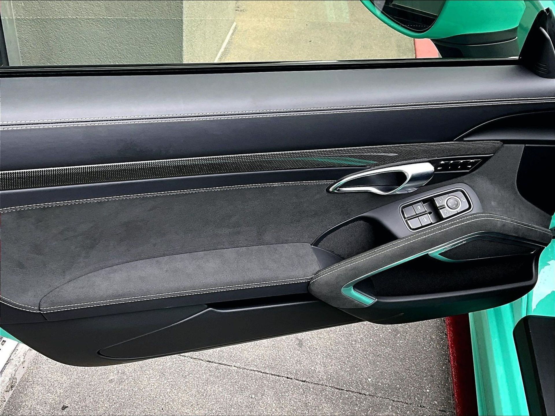 2023 718 Cayman GTS picture #18