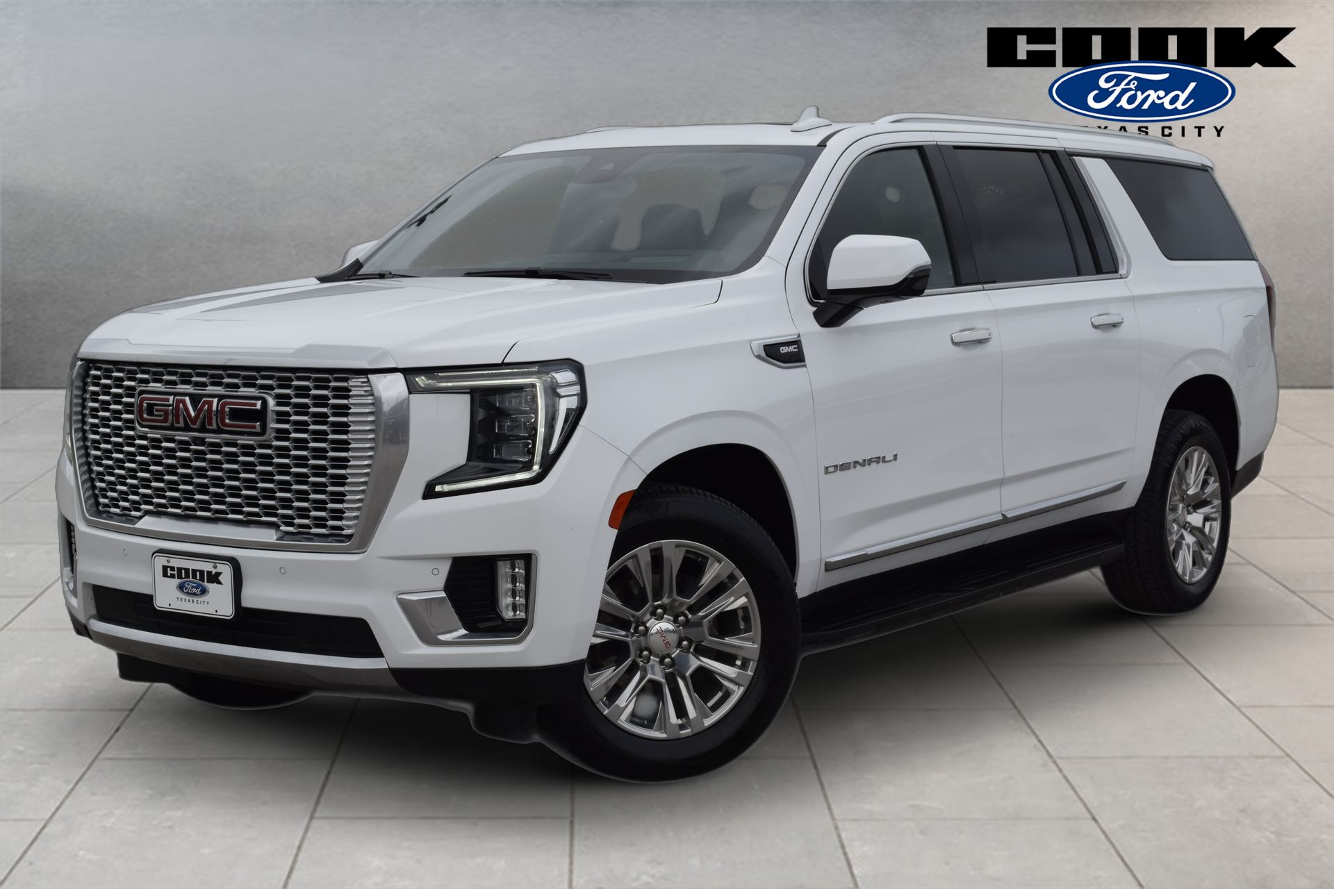 2024 GMC Yukon XL Denali - 0