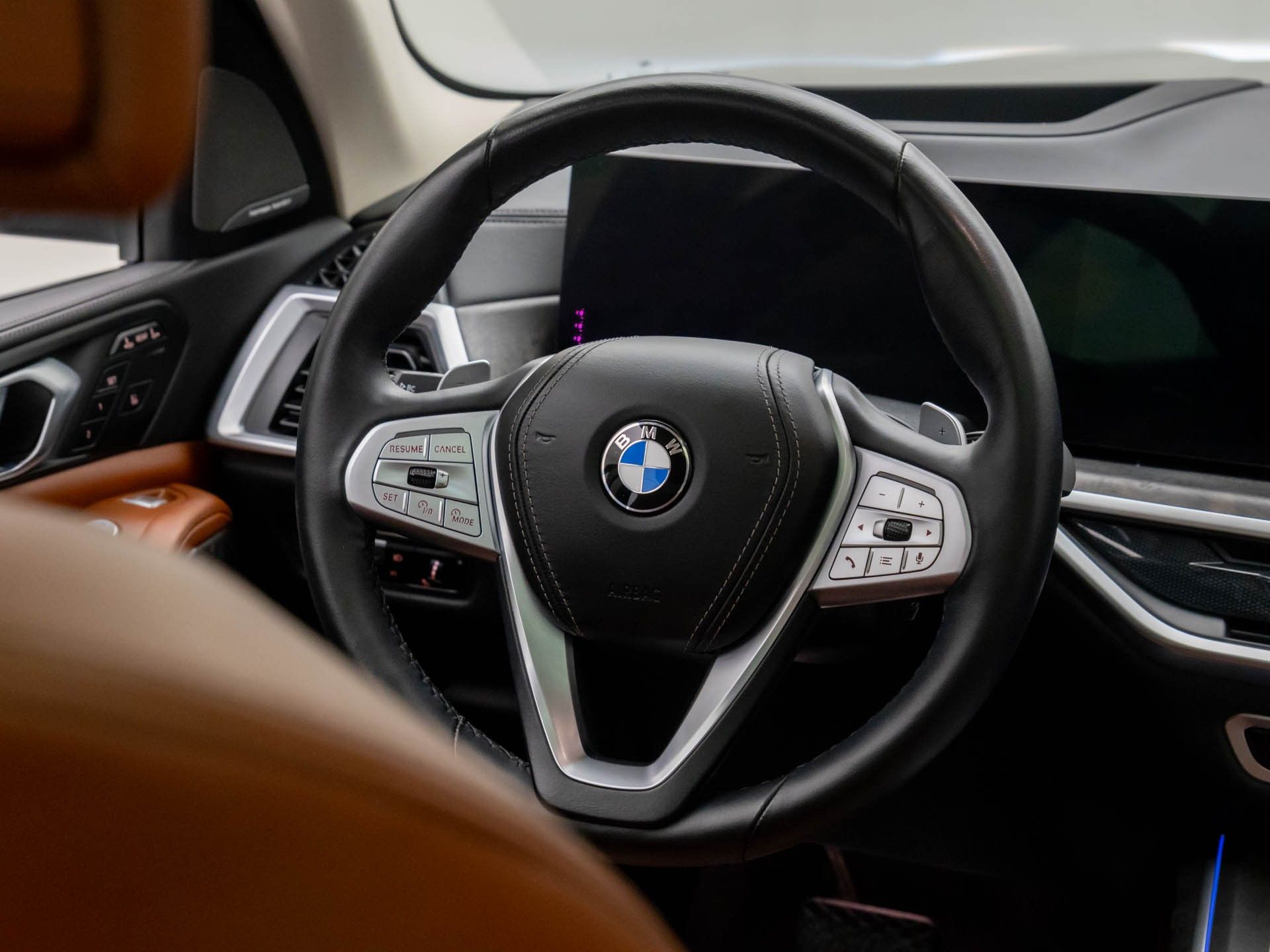 2023 BMW X7 xDrive40i photo
