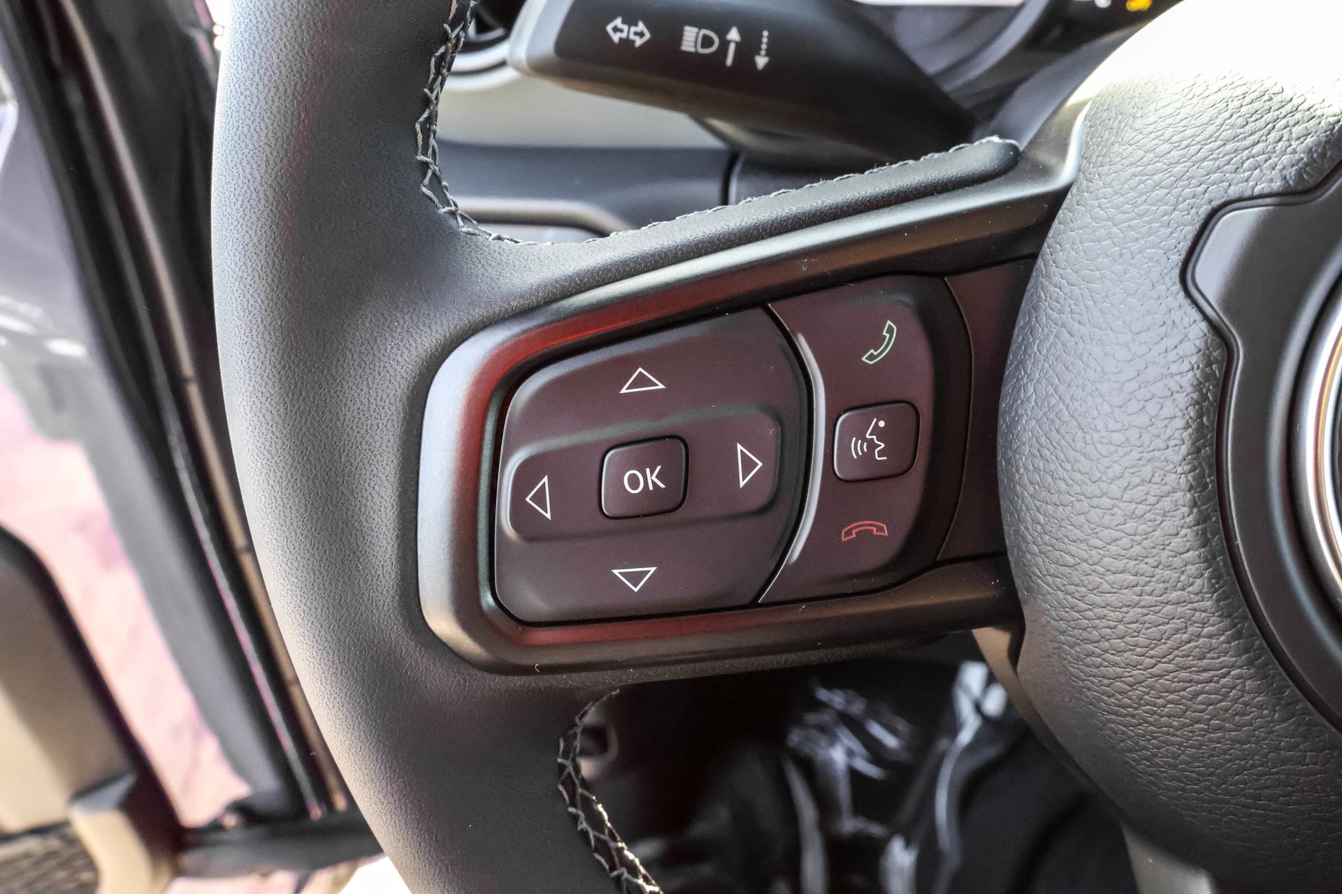 2026 JEEP GLADIATOR - Image 27