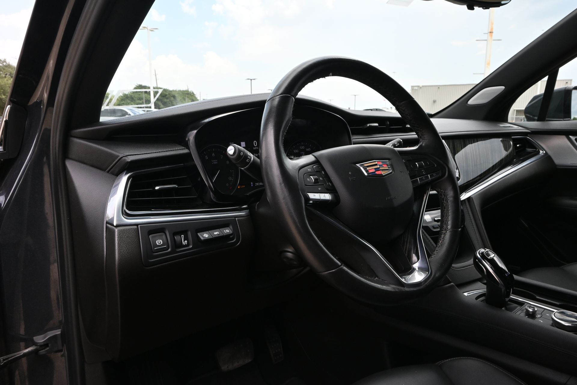 2023 Cadillac XT6 Premium Luxury Green at Bayway Cadillac Southwest