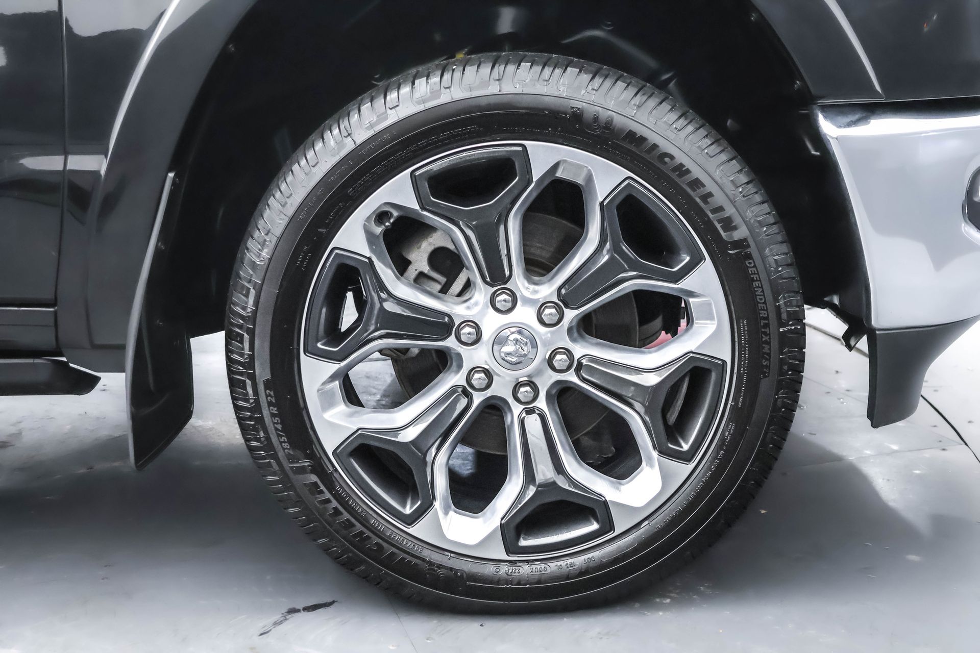 2023 RAM 1500 - Image 39