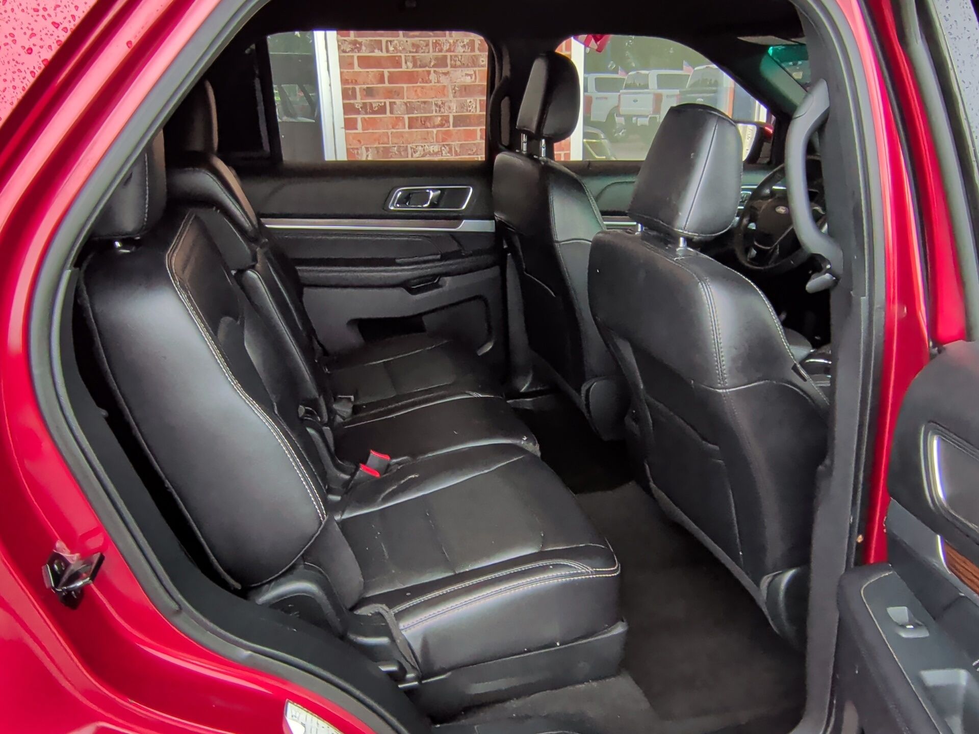 2019 Ford Explorer Limited Red at Autostrade