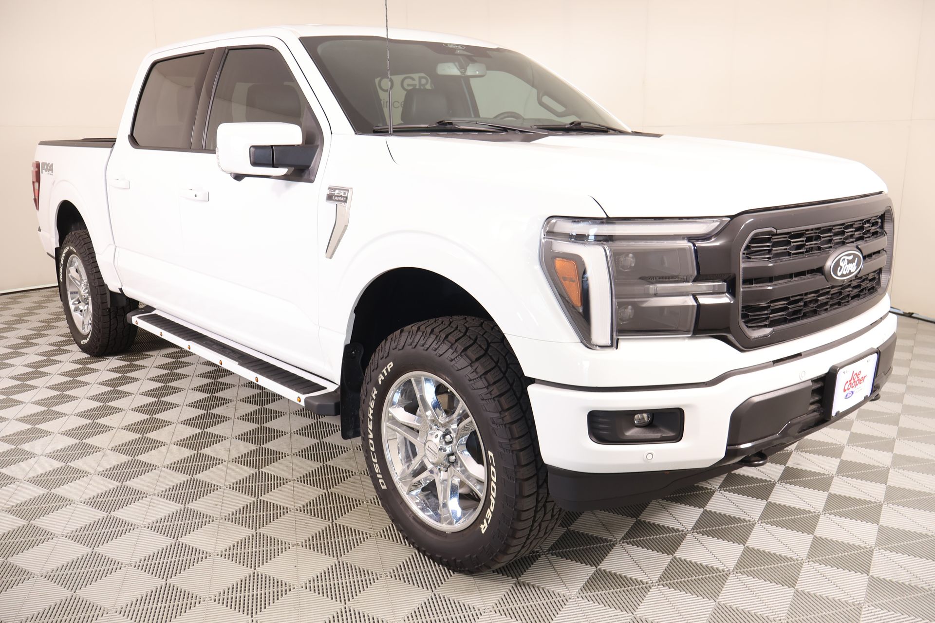 Oxford White 2025 Ford F-150 Pickup Truck Four-Wheel Drive Automatic