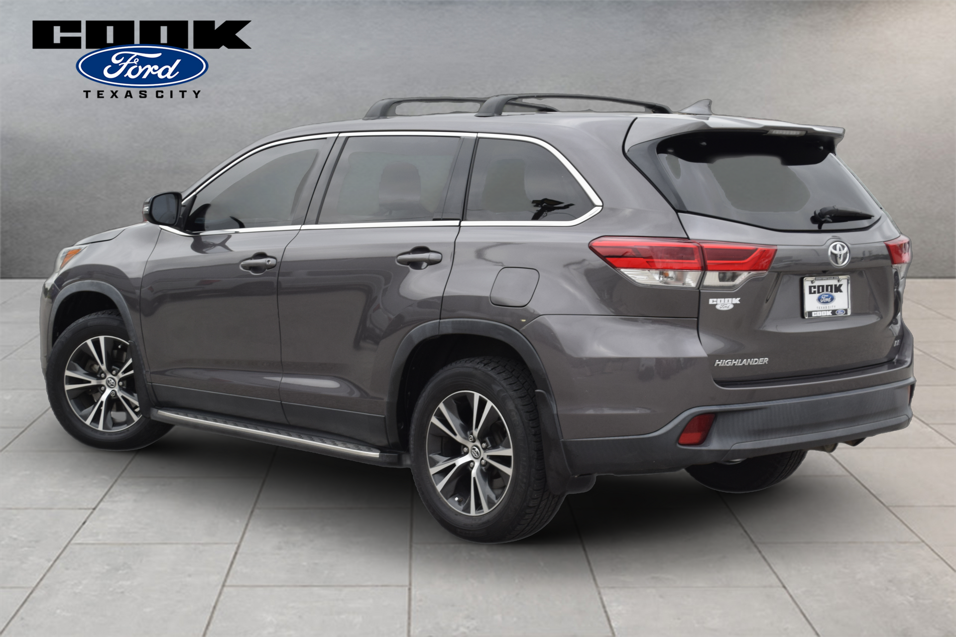 2019 Toyota Highlander LE Plus Gray at Legacy Ford