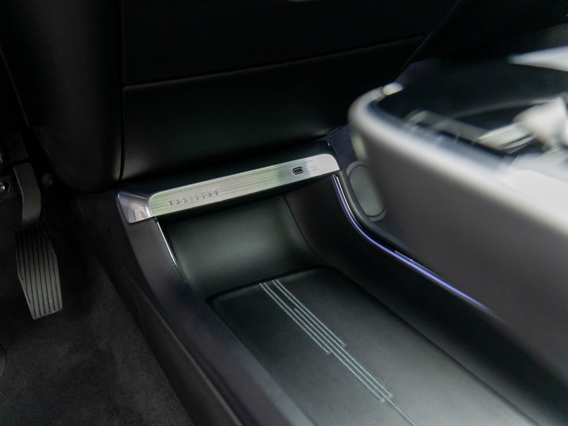2025 Cadillac LYRIQ Sport photo