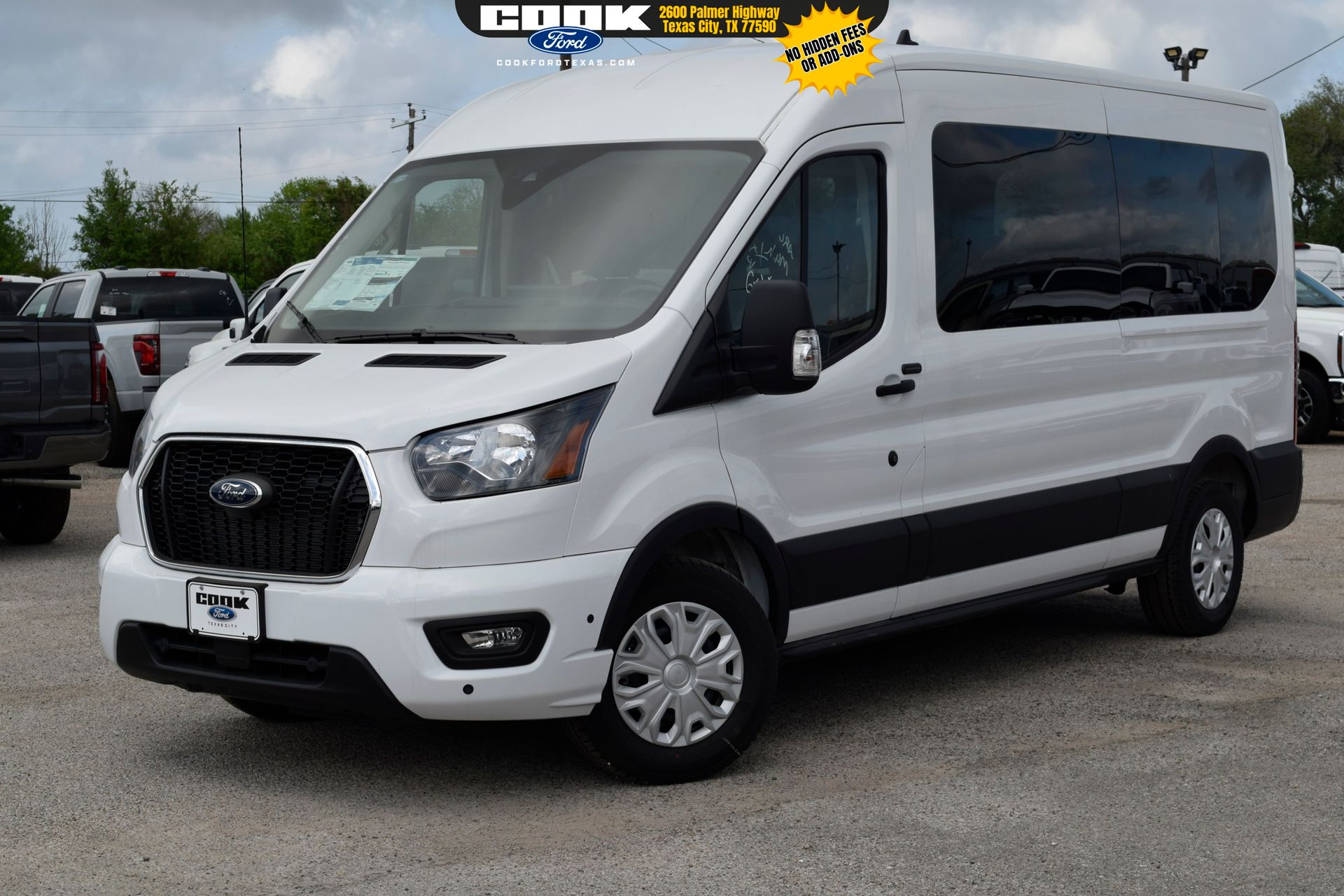Oxford White 2025 Ford Transit Passenger 350 XLT Medium Roof LB RWD Van Rear-Wheel Drive