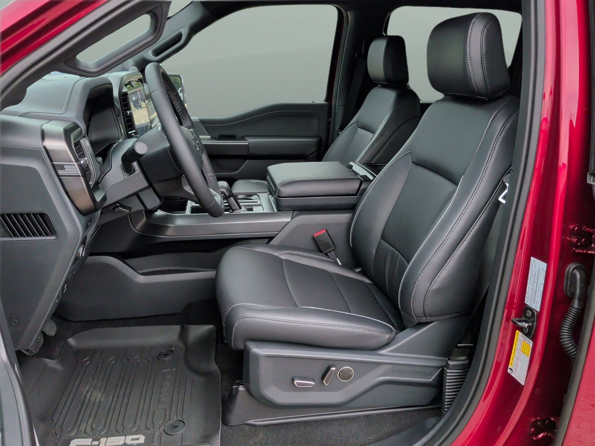 2026 Ford F-150 Lariat - 9