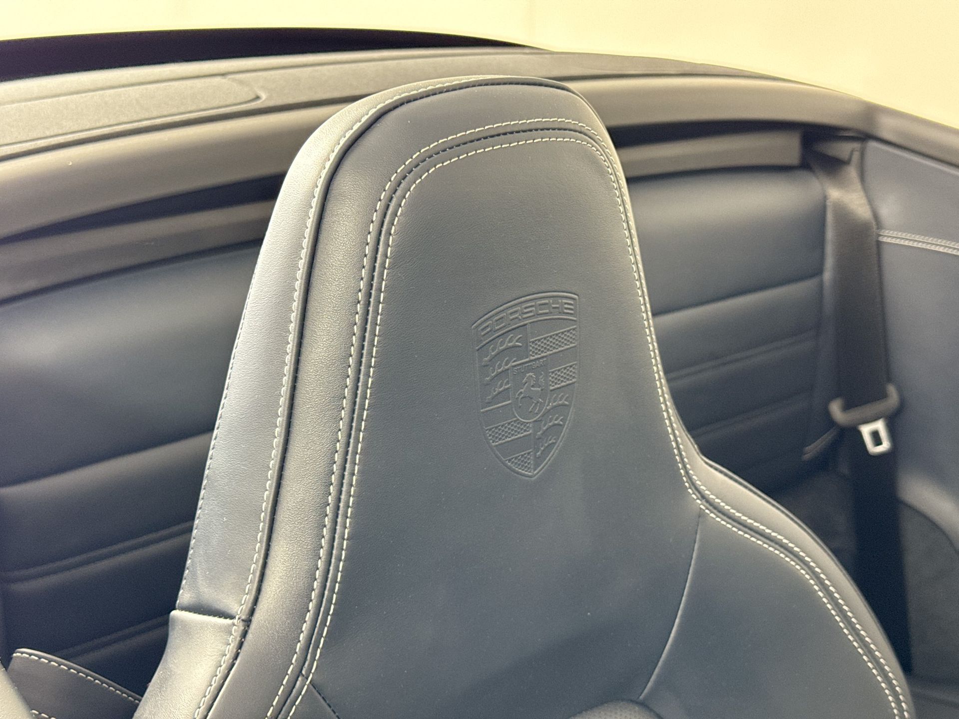 Used 2025 Jet Black Metallic Porsche Carrera S image 25
