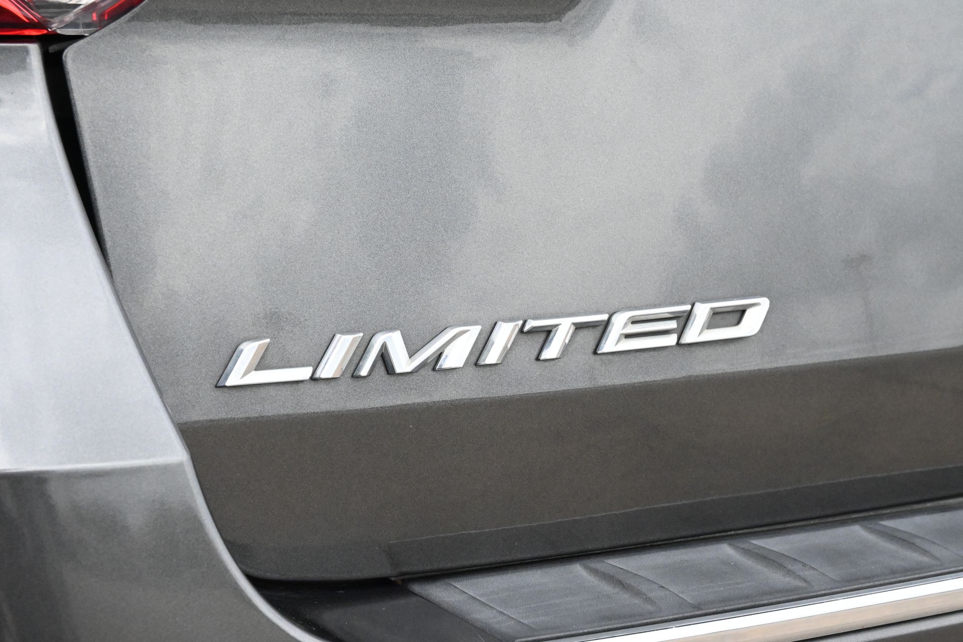 2020 Ford Explorer Limited Gray at DeMontrond Auto Country