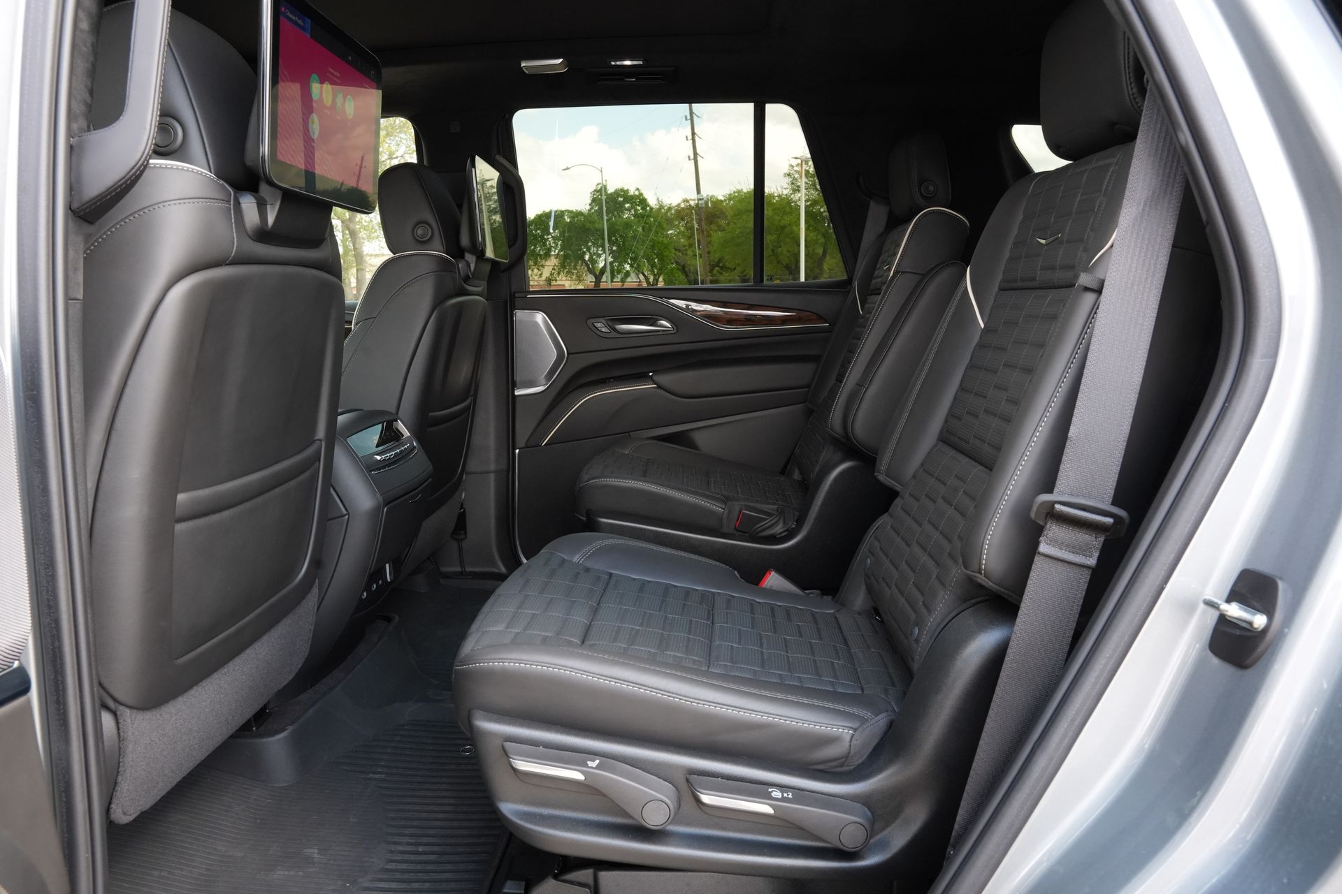 2024 Cadillac Escalade Sport Platinum Silver at Central Houston Nissan