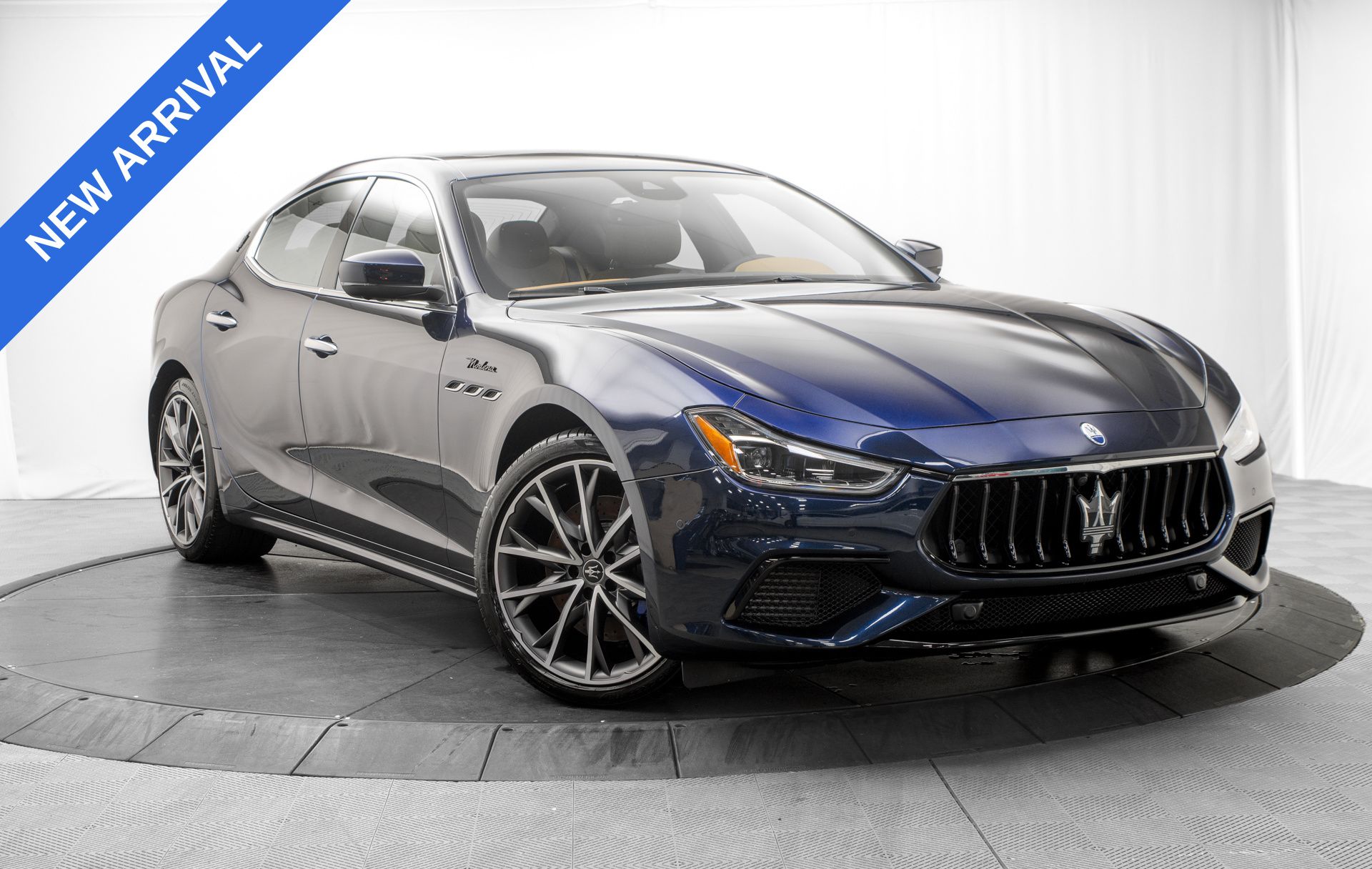2023 Maserati Ghibli Modena Q4