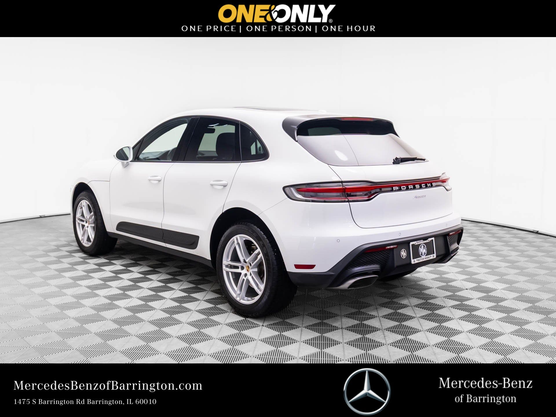 2023 Porsche Macan photo