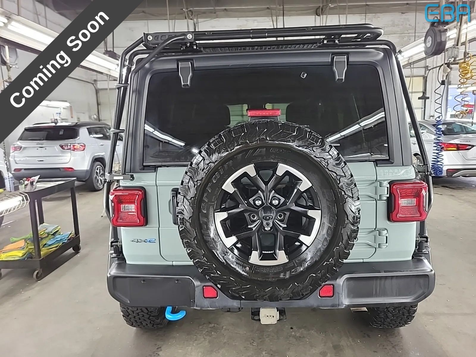 View vehicle photo 5