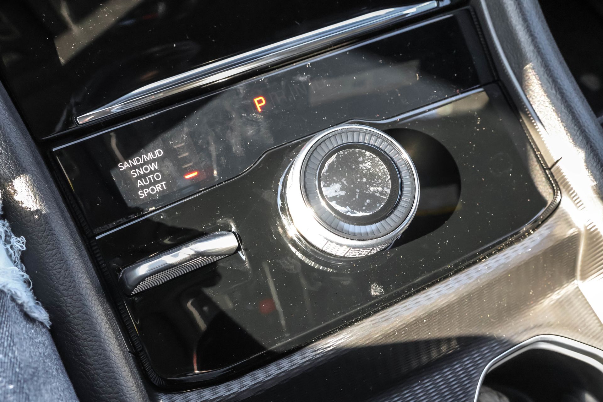 2025 JEEP GRAND CHEROKEE - Image 21