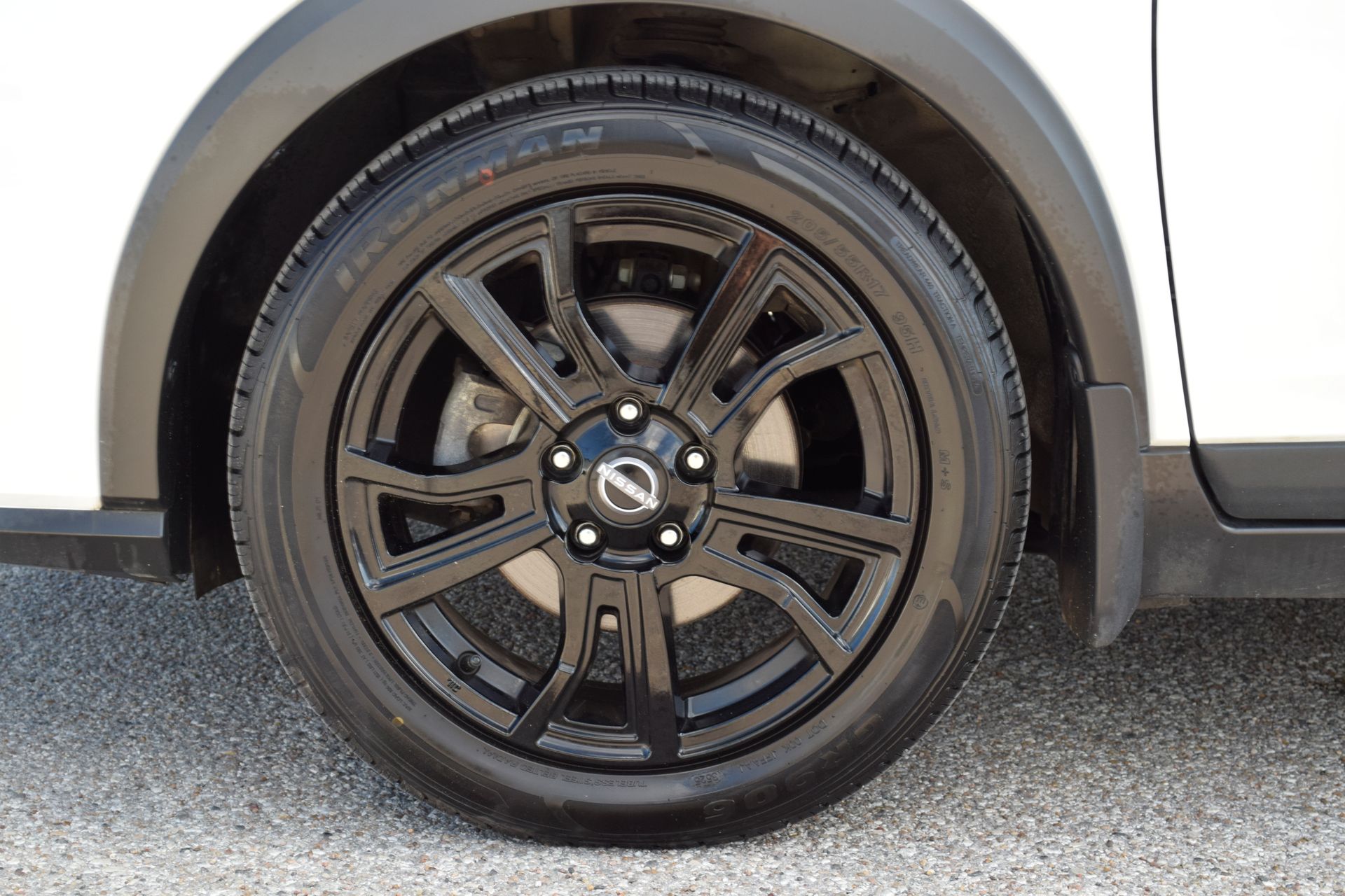 2024 Nissan Kicks SV White at Central Houston Nissan