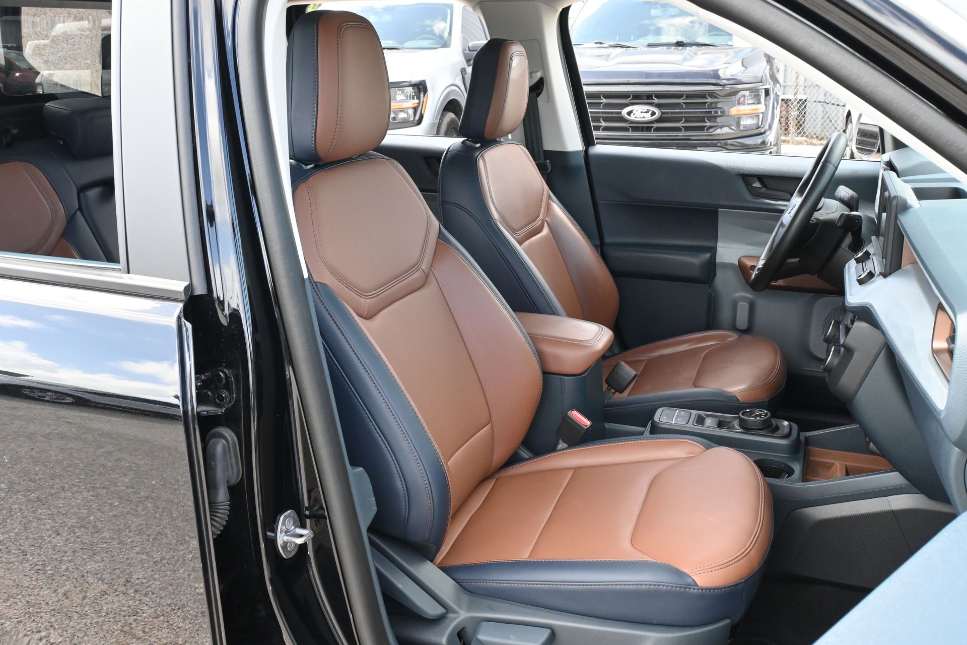 2024 Ford Maverick Lariat Black at DeMontrond Mazda