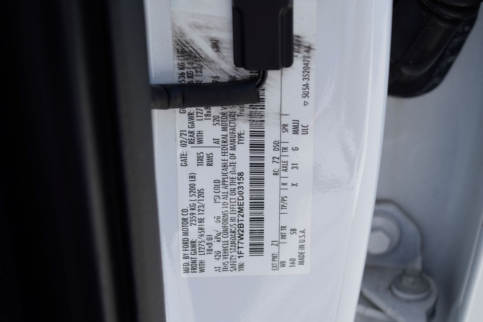 2021 Ford F-250SD Lariat White at Autostrade