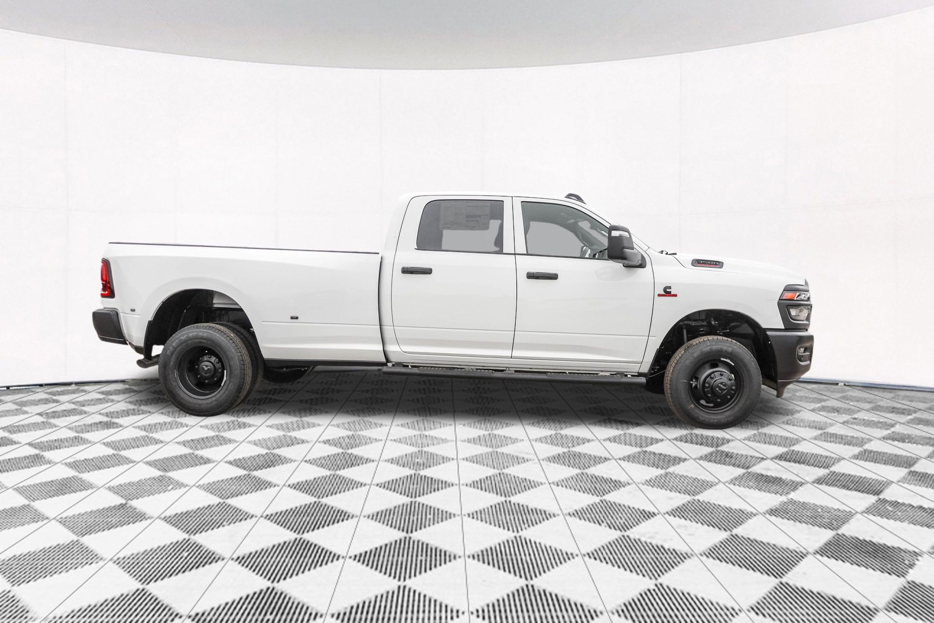 2026 RAM 3500 - Image 10