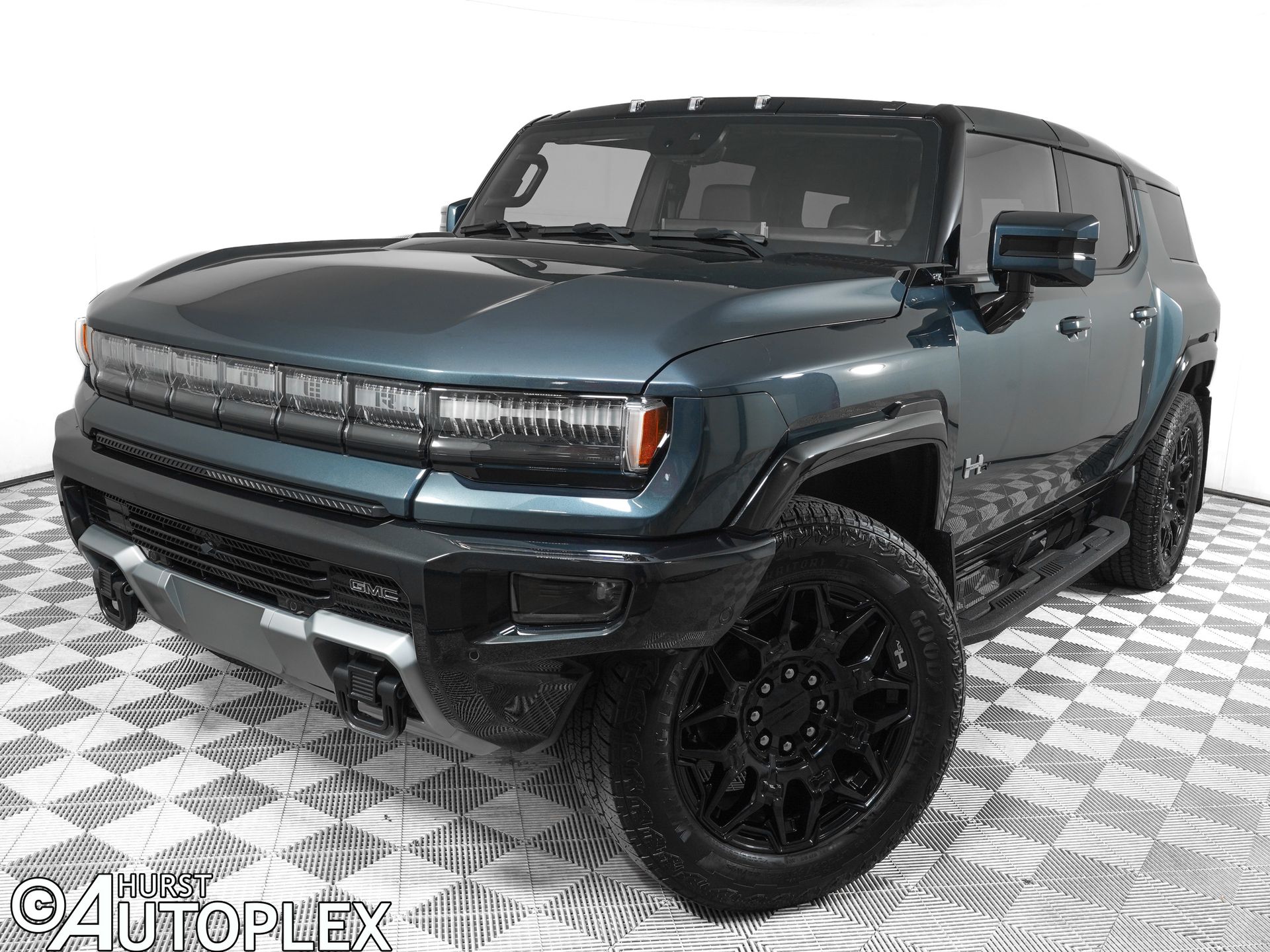 Gray (Graphite Blue Metallic) 2025 GMC Hummer EV SUV 2X AWD SUV / Crossover All-Wheel Drive 1-Speed Automatic