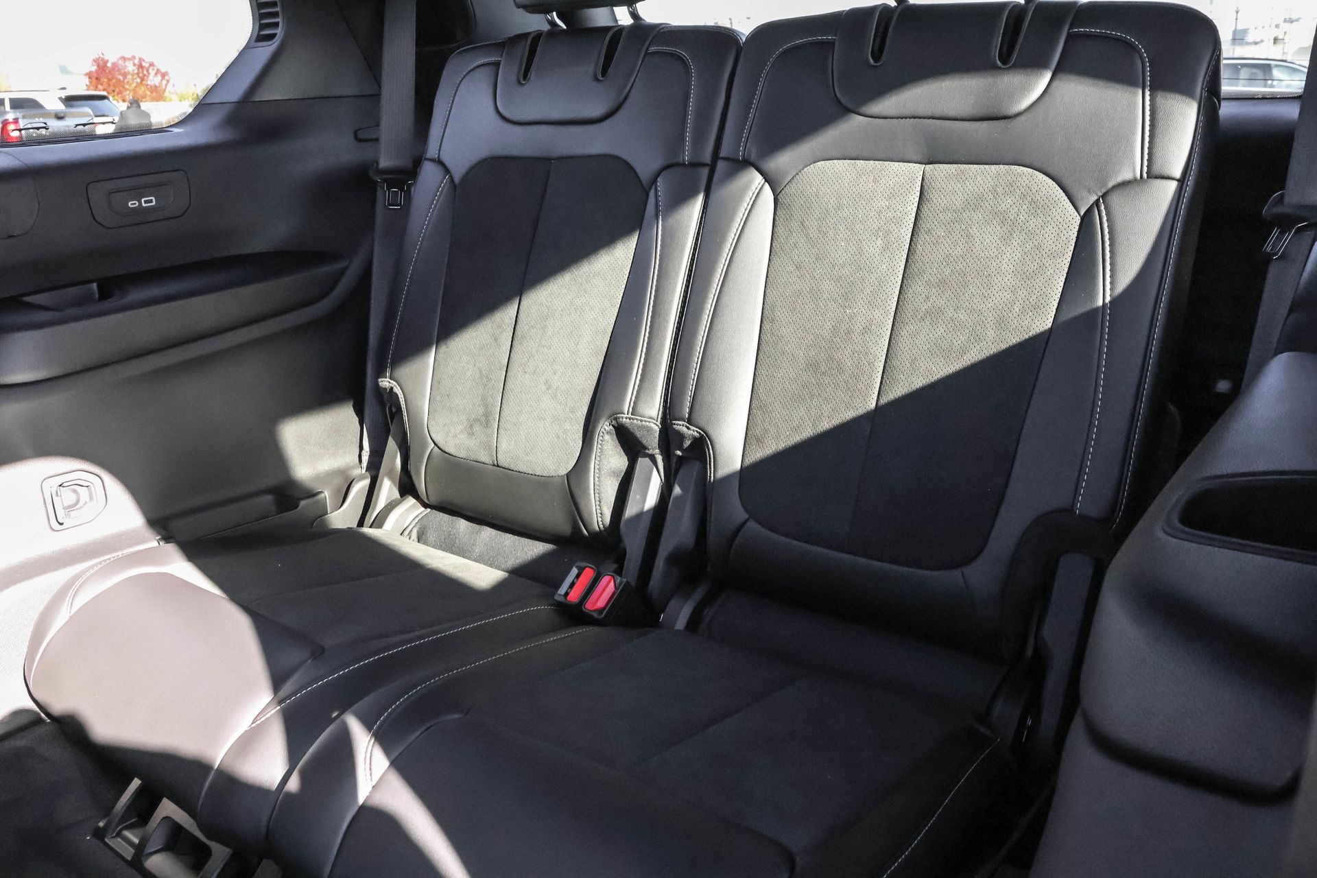 2025 JEEP GRAND CHEROKEE L - Image 16