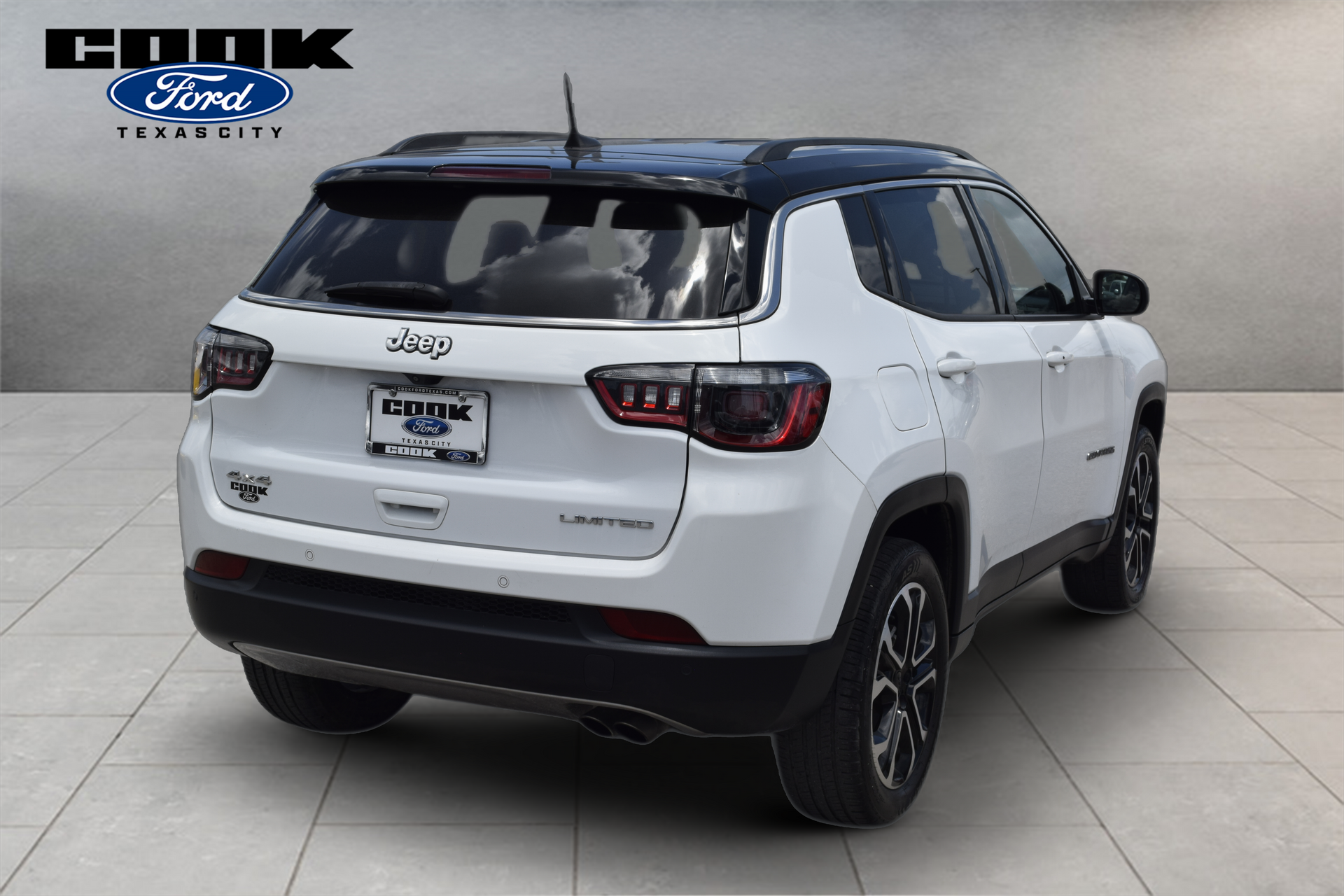 2022 Jeep Compass Limited White at Texan Dodge Chrysler Jeep Ram