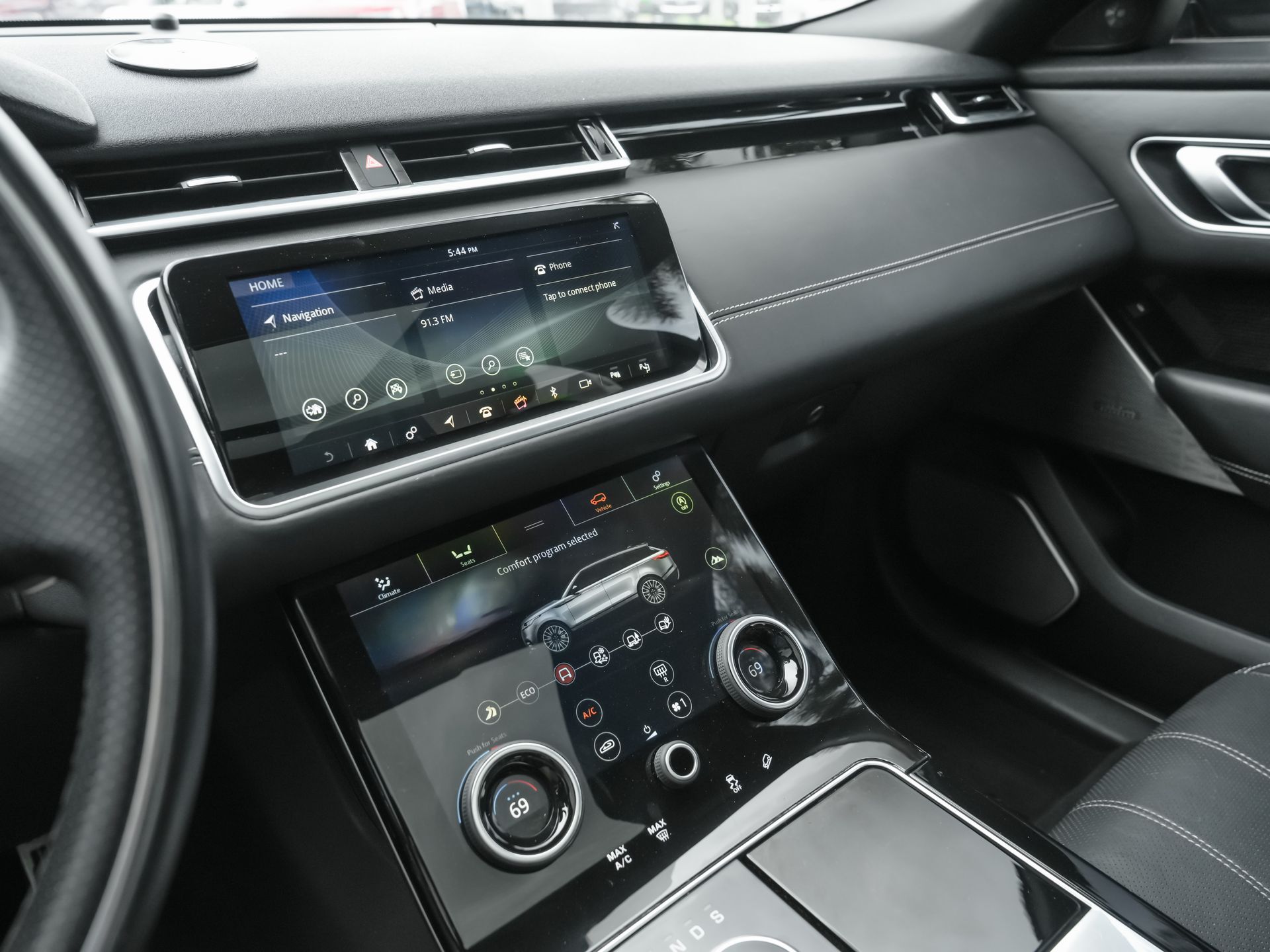 used 2019 Land Rover Range Rover Velar car, priced at $22,000