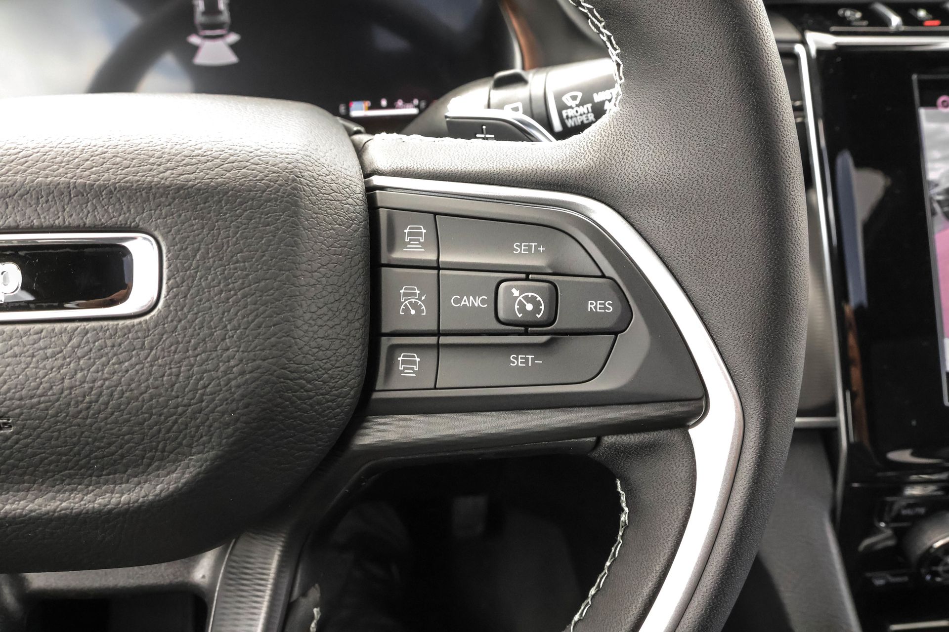 2025 JEEP GRAND CHEROKEE - Image 26