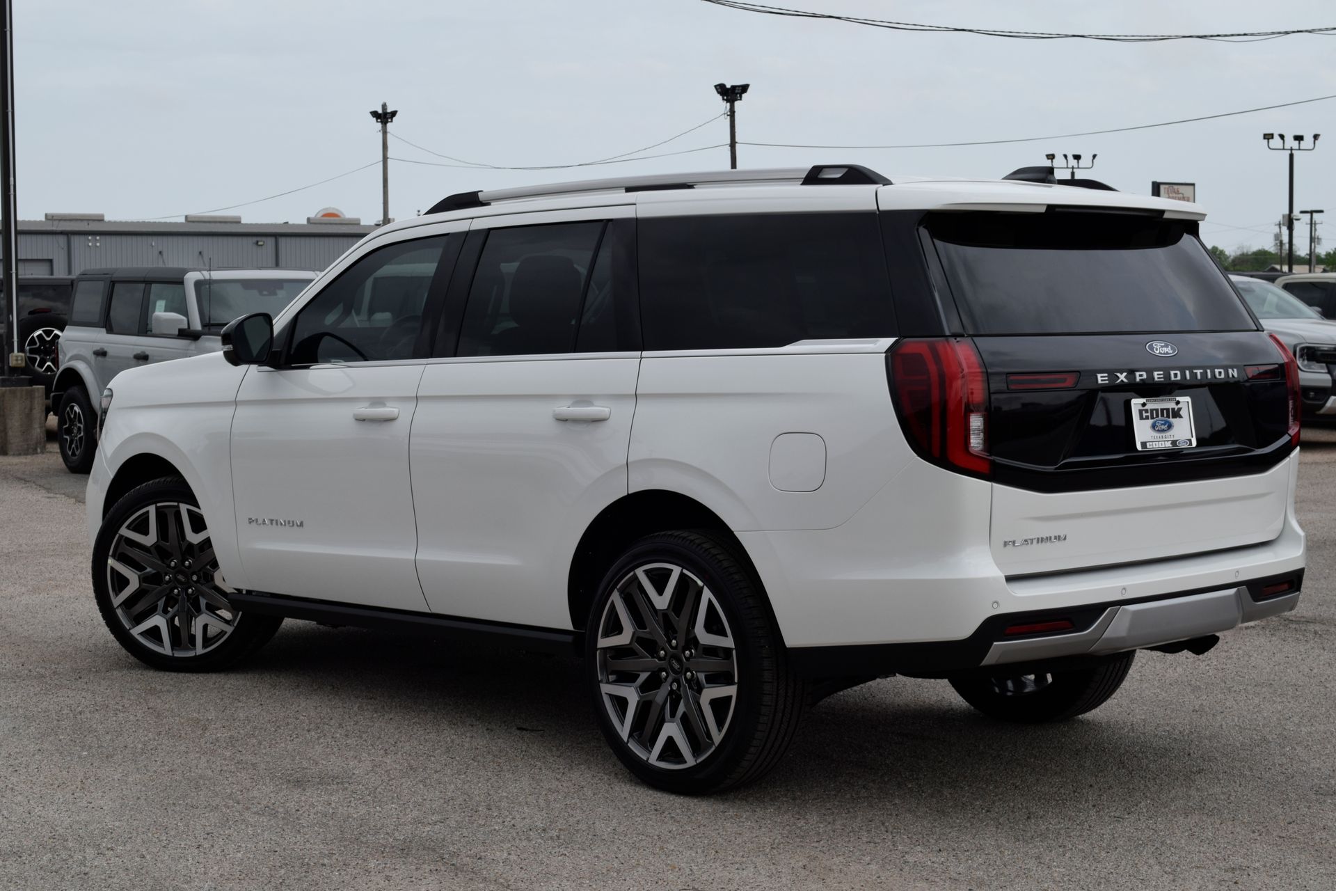 2026 Ford Expedition Platinum - 3
