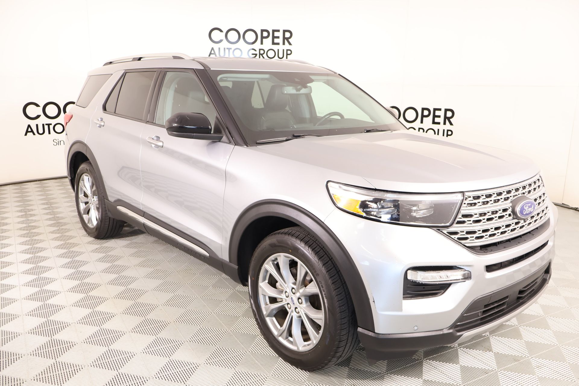 2023 Ford Explorer Limited AWD