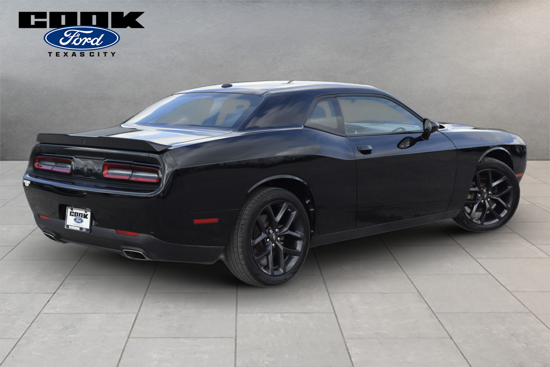 2022 Dodge Challenger SXT - 3