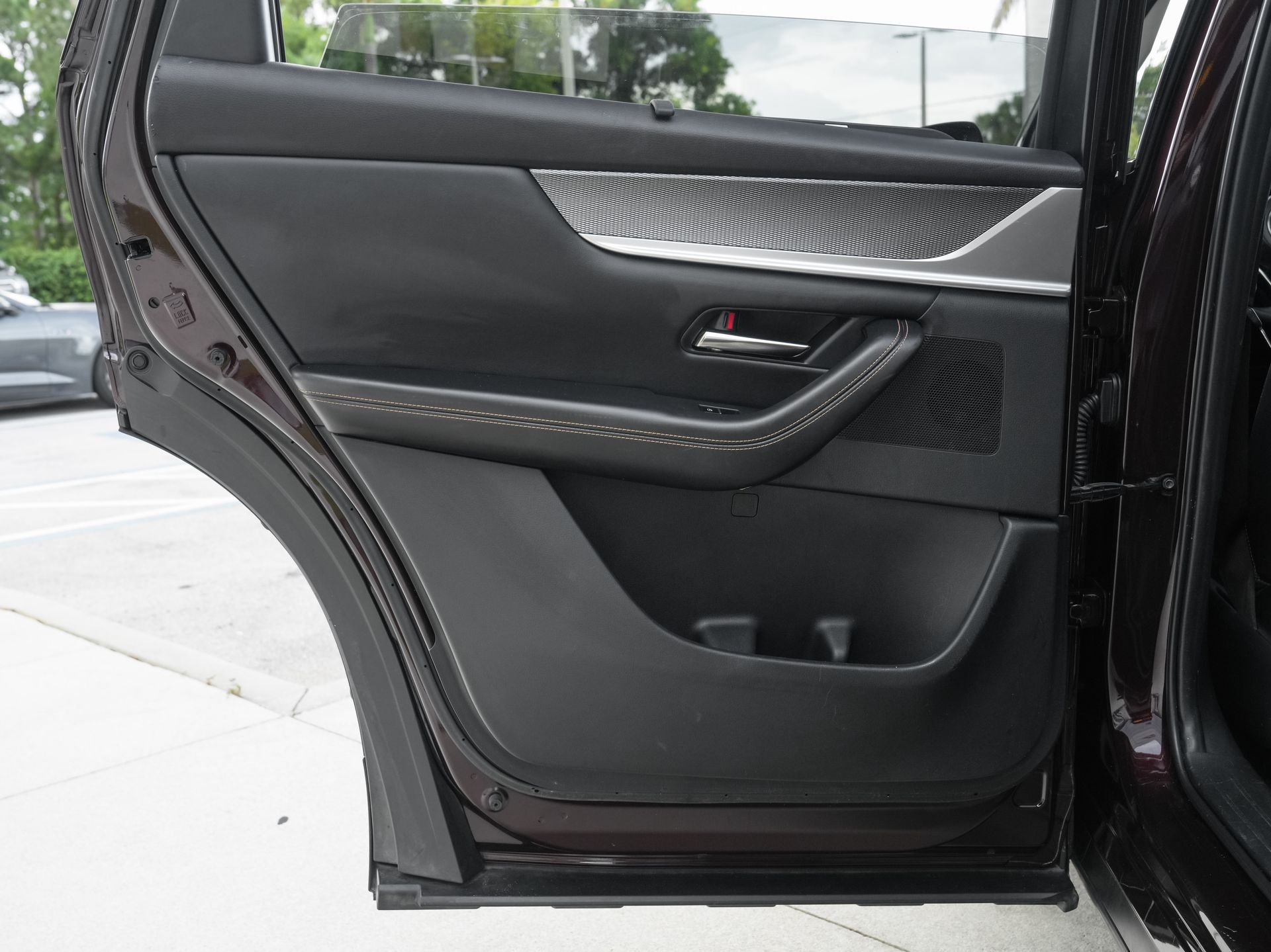 used 2024 Mazda CX-90 car, priced at $31,400