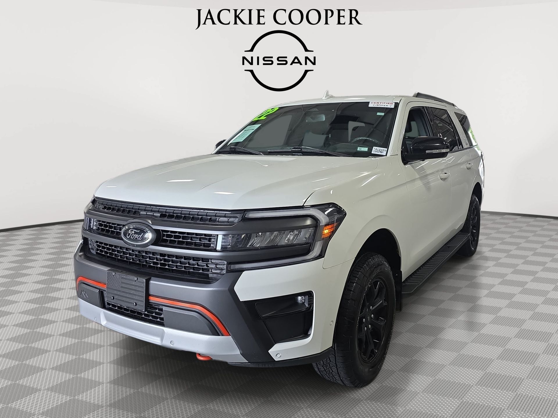 White Metallic 2022 Ford Expedition SUV / Crossover Four-Wheel Drive Automatic