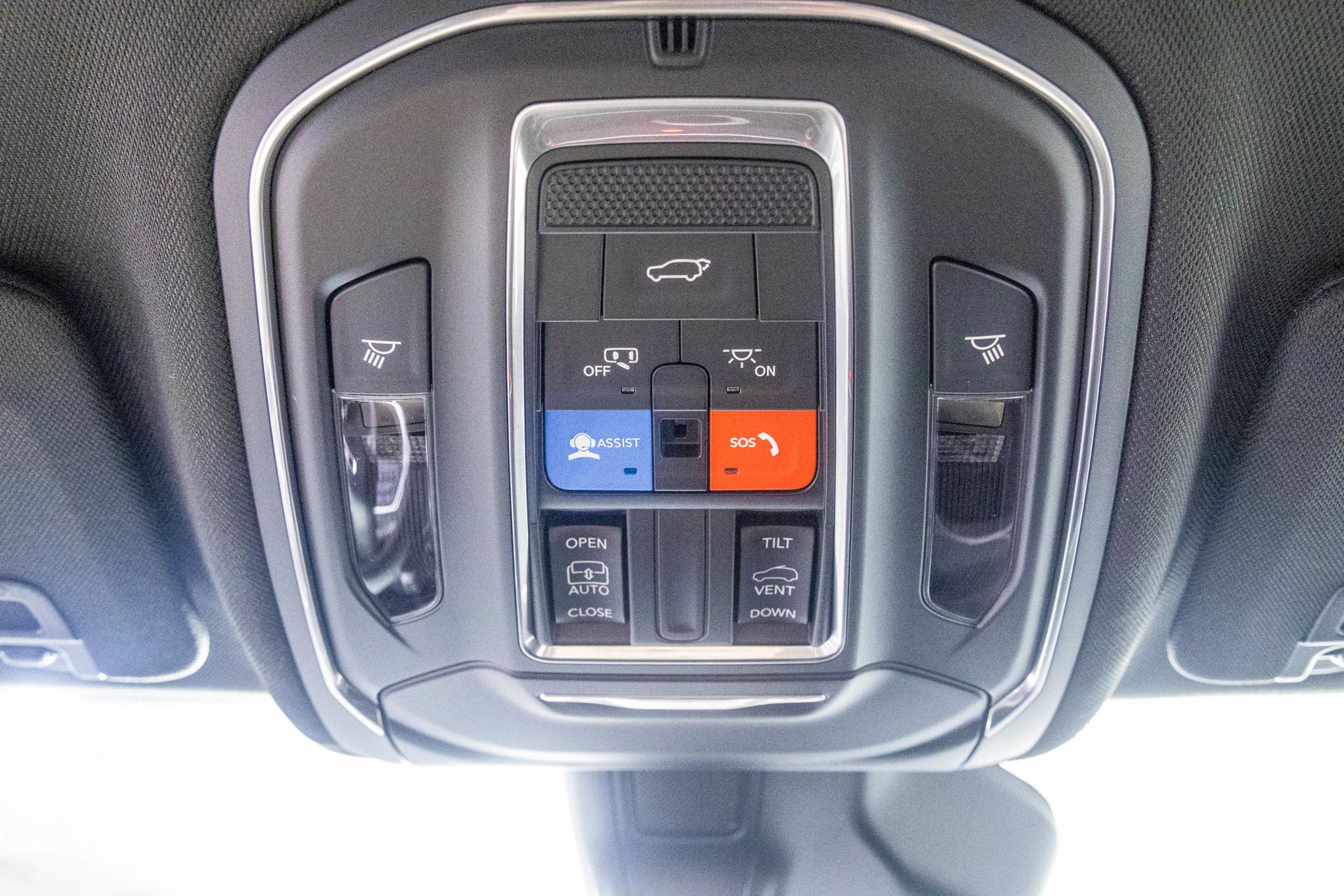 2025 JEEP GRAND CHEROKEE L - Image 27