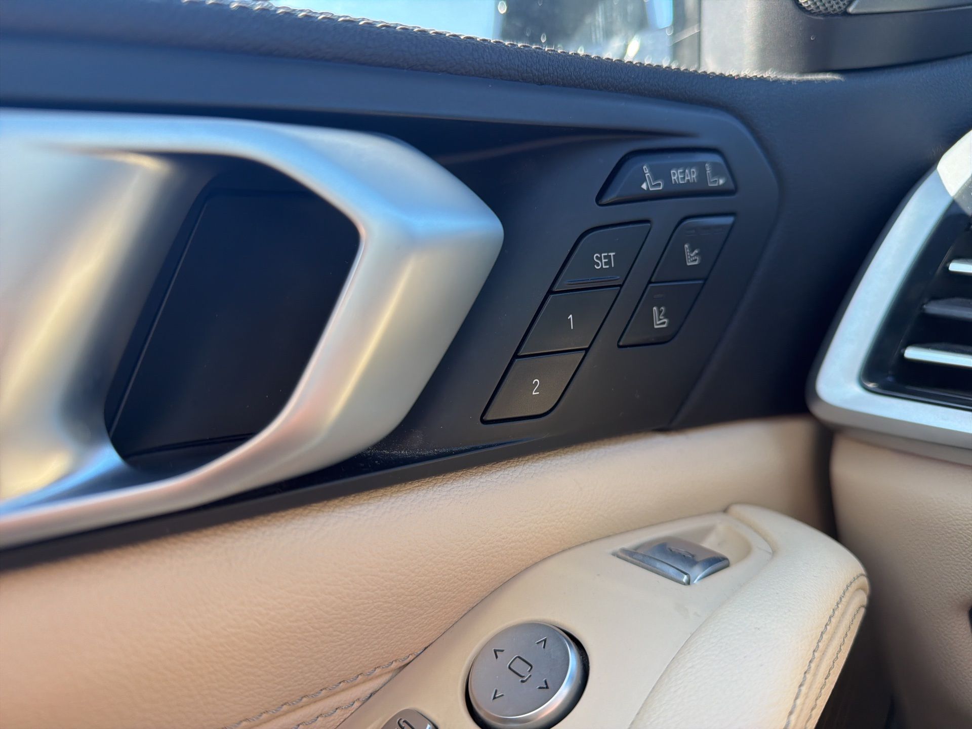 used 2021 BMW X7 car, priced at $38,880