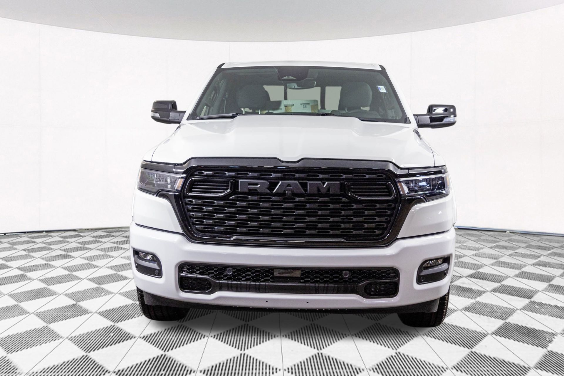 2026 RAM 1500 - Image 5