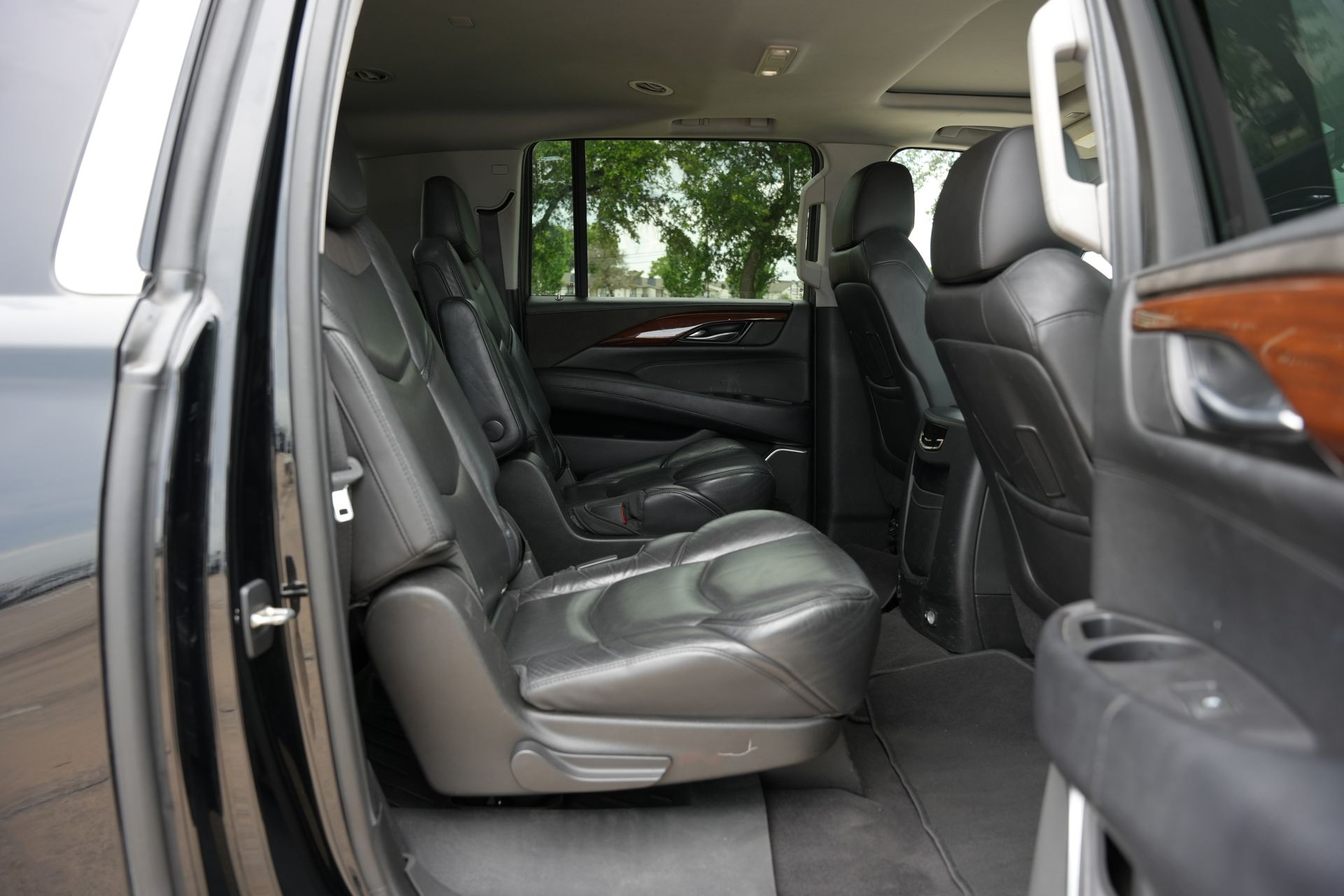 2020 Cadillac Escalade ESV Luxury Black at Emmons Autoplex