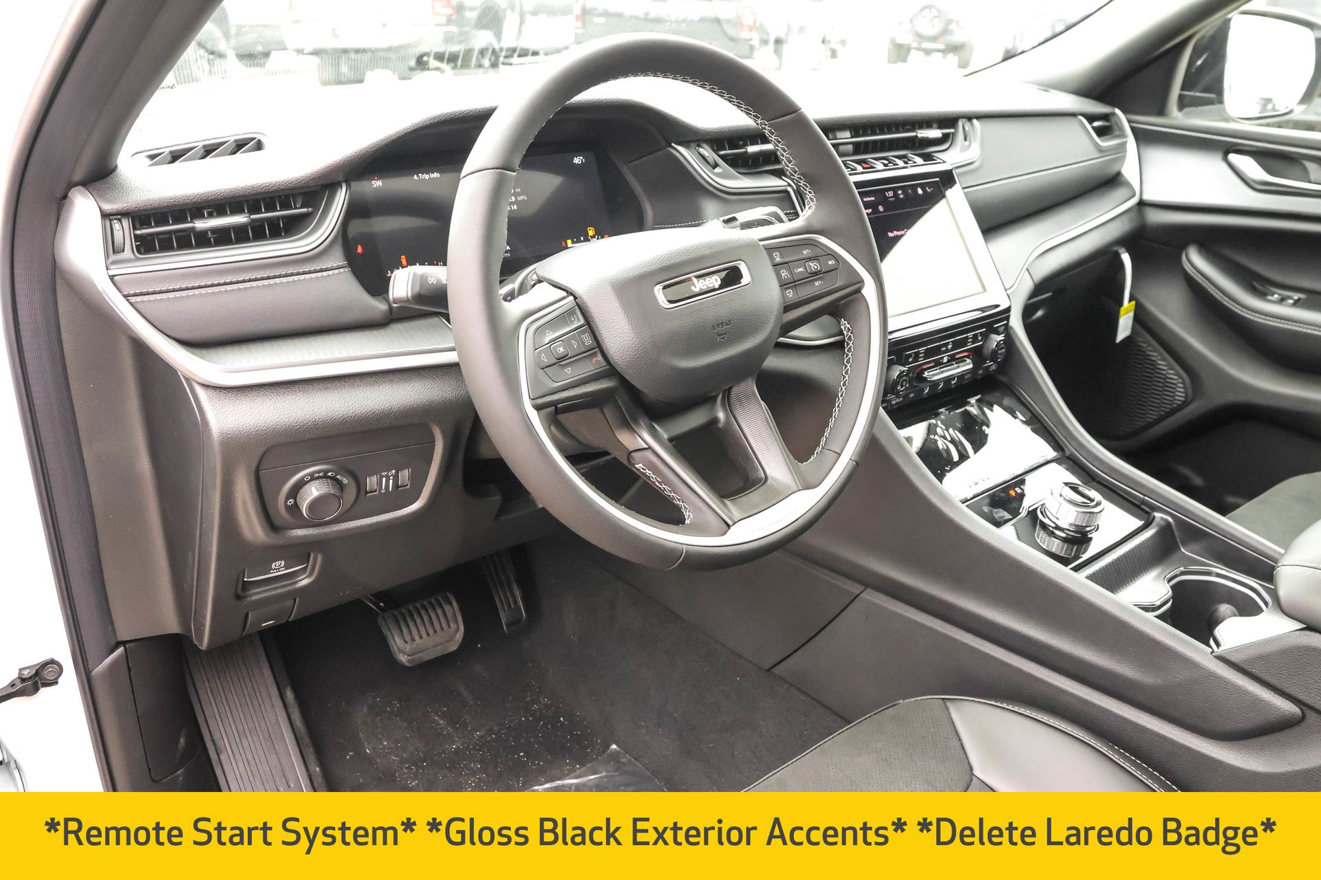 2025 JEEP GRAND CHEROKEE - Image 4