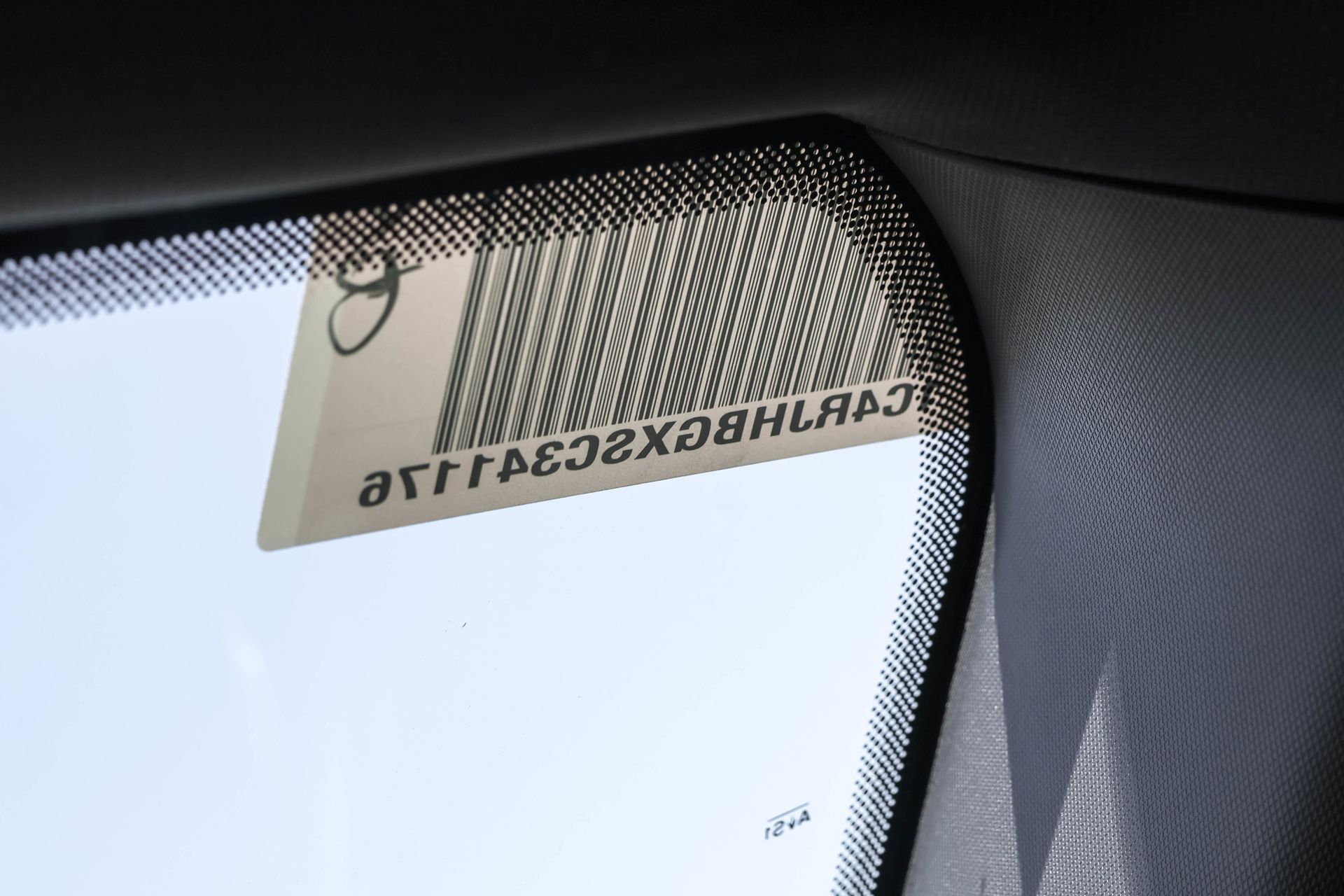 2025 JEEP GRAND CHEROKEE - Image 30