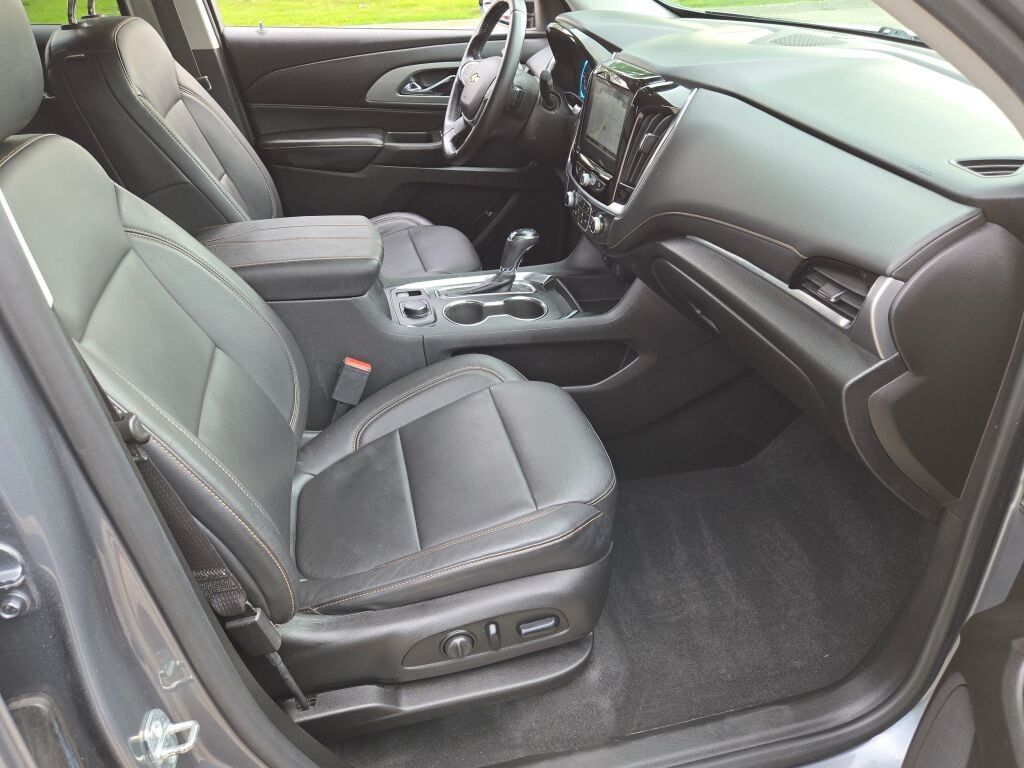 2018 Chevrolet Traverse 3LT photo 4
