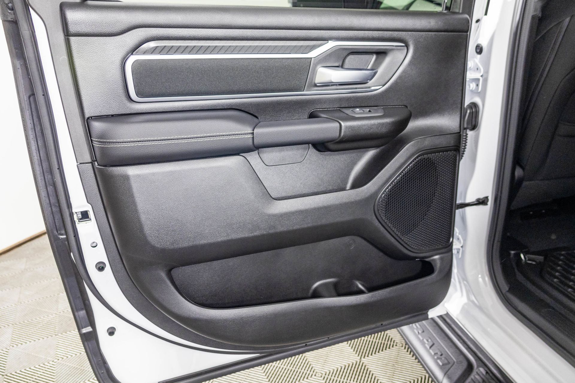 2026 RAM 1500 - Image 25